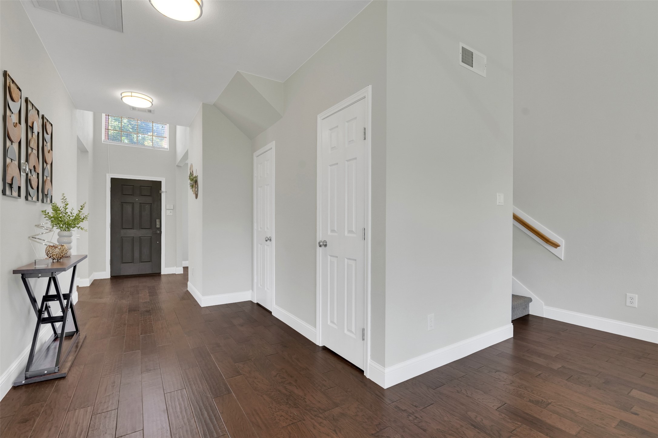 3925 Wisteria Lane , Haltom City, TX, 76137 | 20941900 | Realty Texas LLC