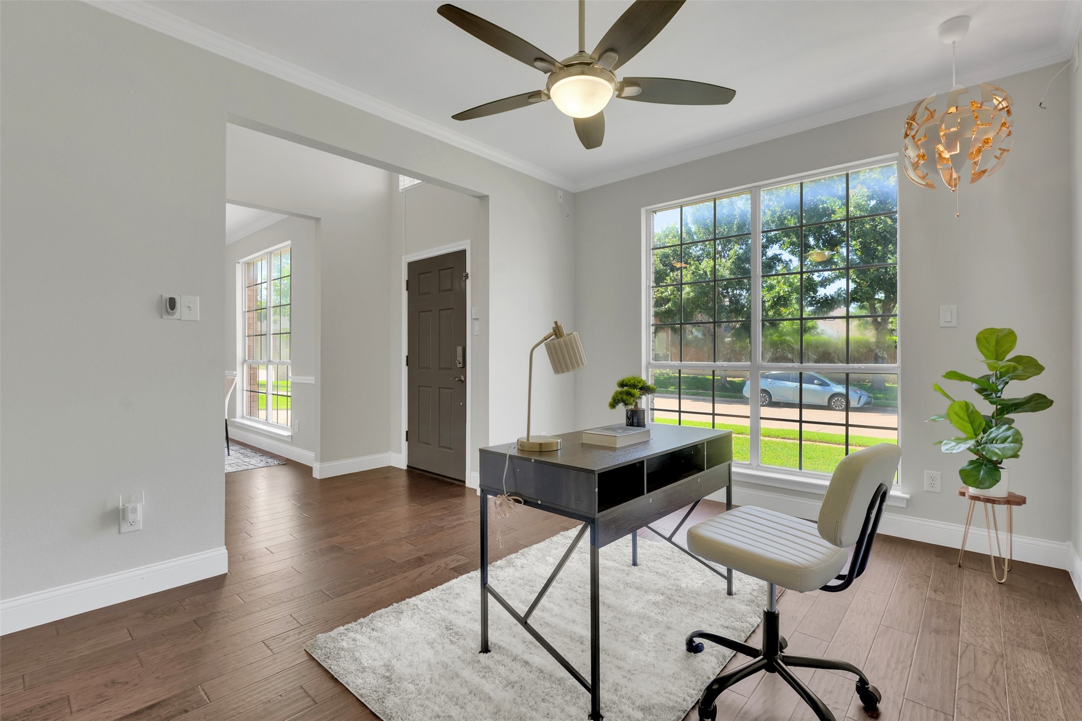 3925 Wisteria Lane , Haltom City, TX, 76137 | 20941900 | Realty Texas LLC