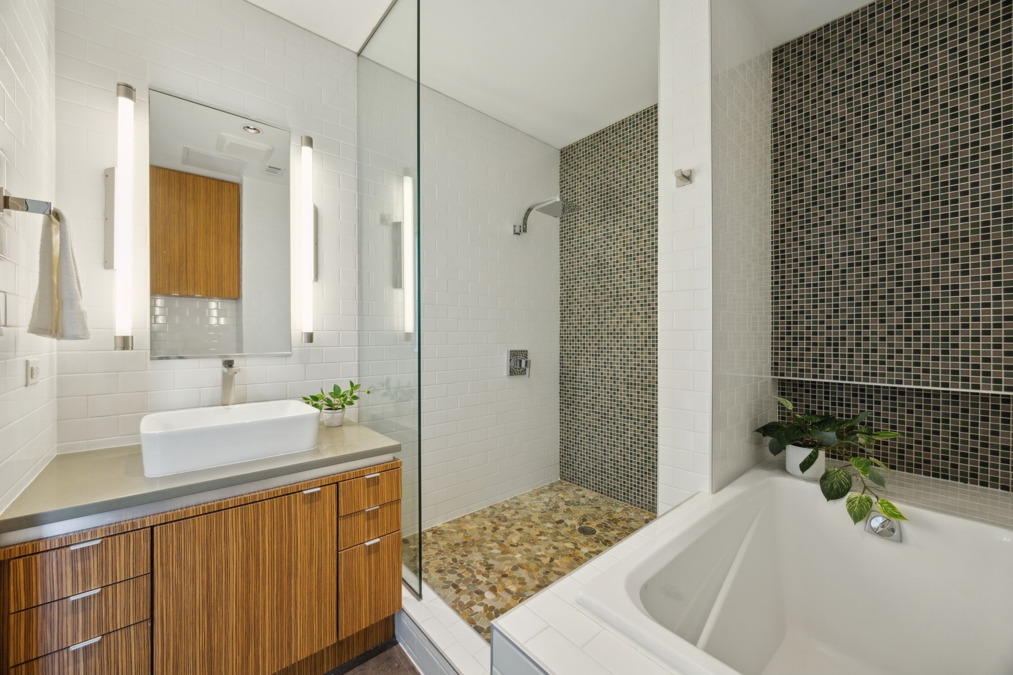 511 N Akard Street 1501 , Dallas, TX, 75201 | 20934367 | Realty Texas LLC
