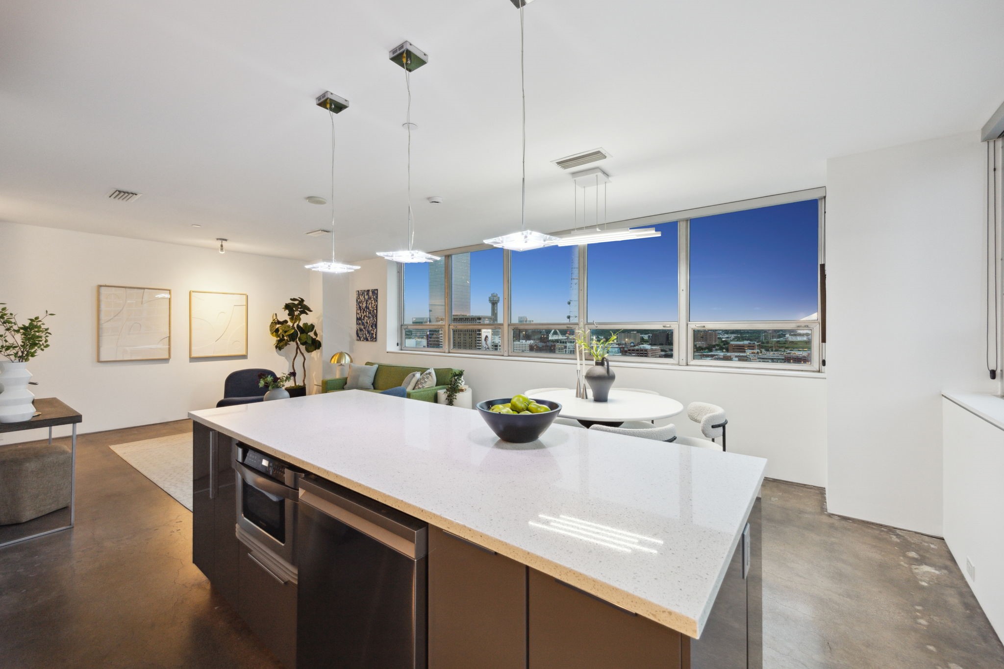 511 N Akard Street 1501 , Dallas, TX, 75201 | 20934367 | Realty Texas LLC