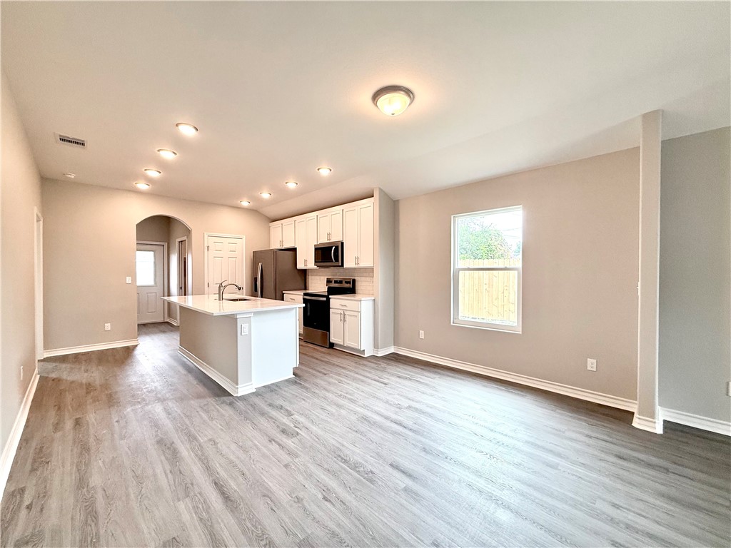 1108 N Staples Street , Corpus Christi, TX, 78401 | 459383 | Realty Texas LLC