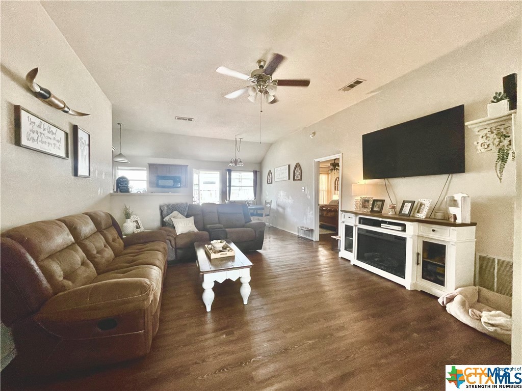 100 Calcite Lane , Jarrell, TX, 76537 | 580538 | Realty Texas LLC