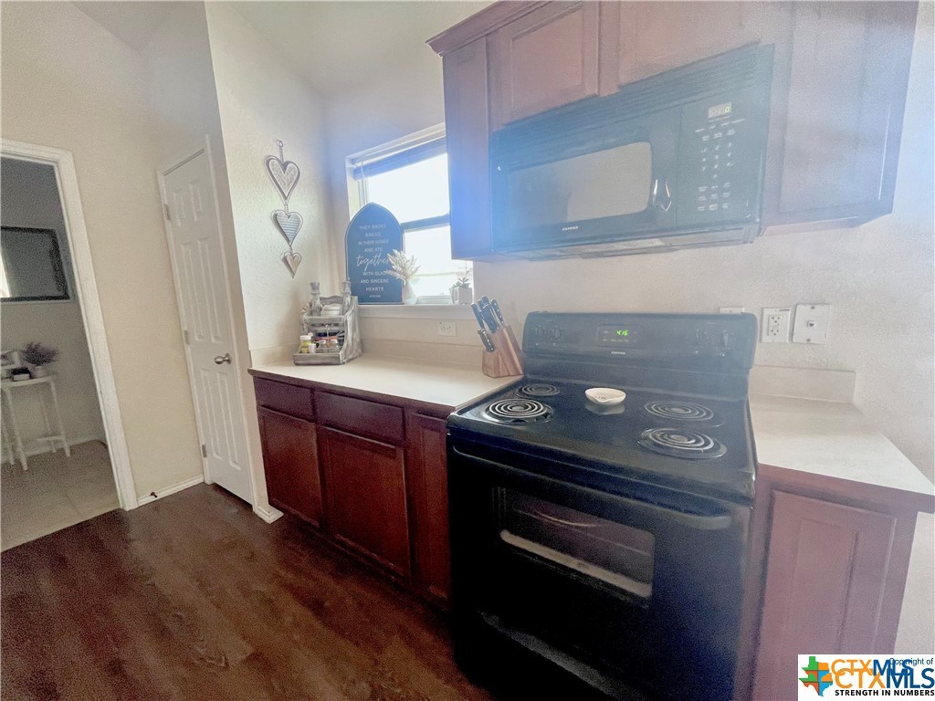 100 Calcite Lane , Jarrell, TX, 76537 | 580538 | Realty Texas LLC