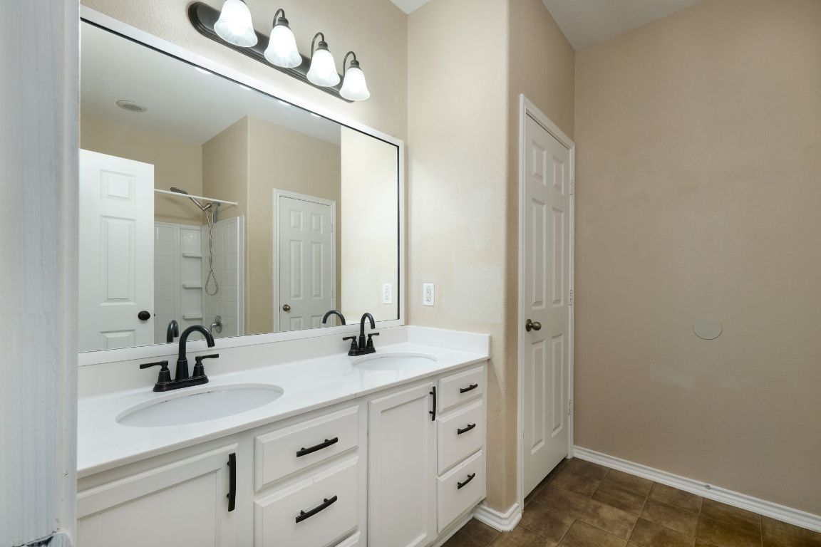 1244 Yellow Iris Road , Leander, TX, 78641 | 8624038 | Realty Texas LLC