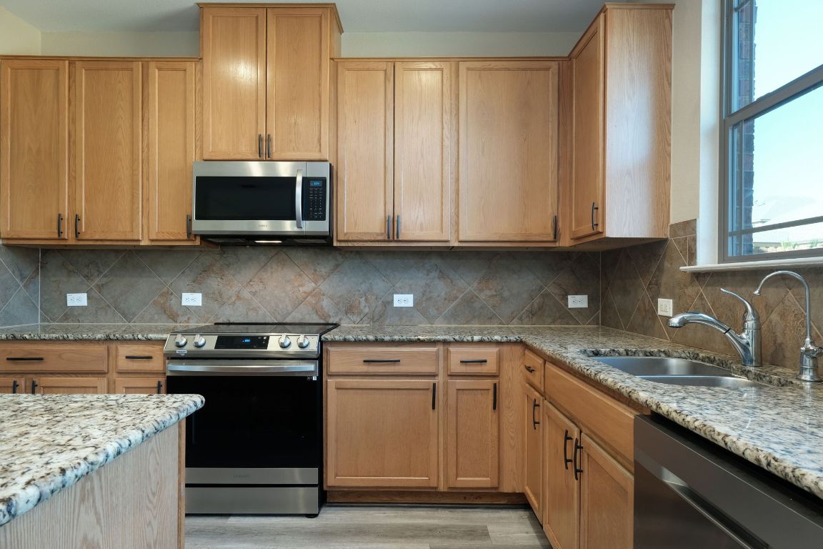 1244 Yellow Iris Road , Leander, TX, 78641 | 8624038 | Realty Texas LLC