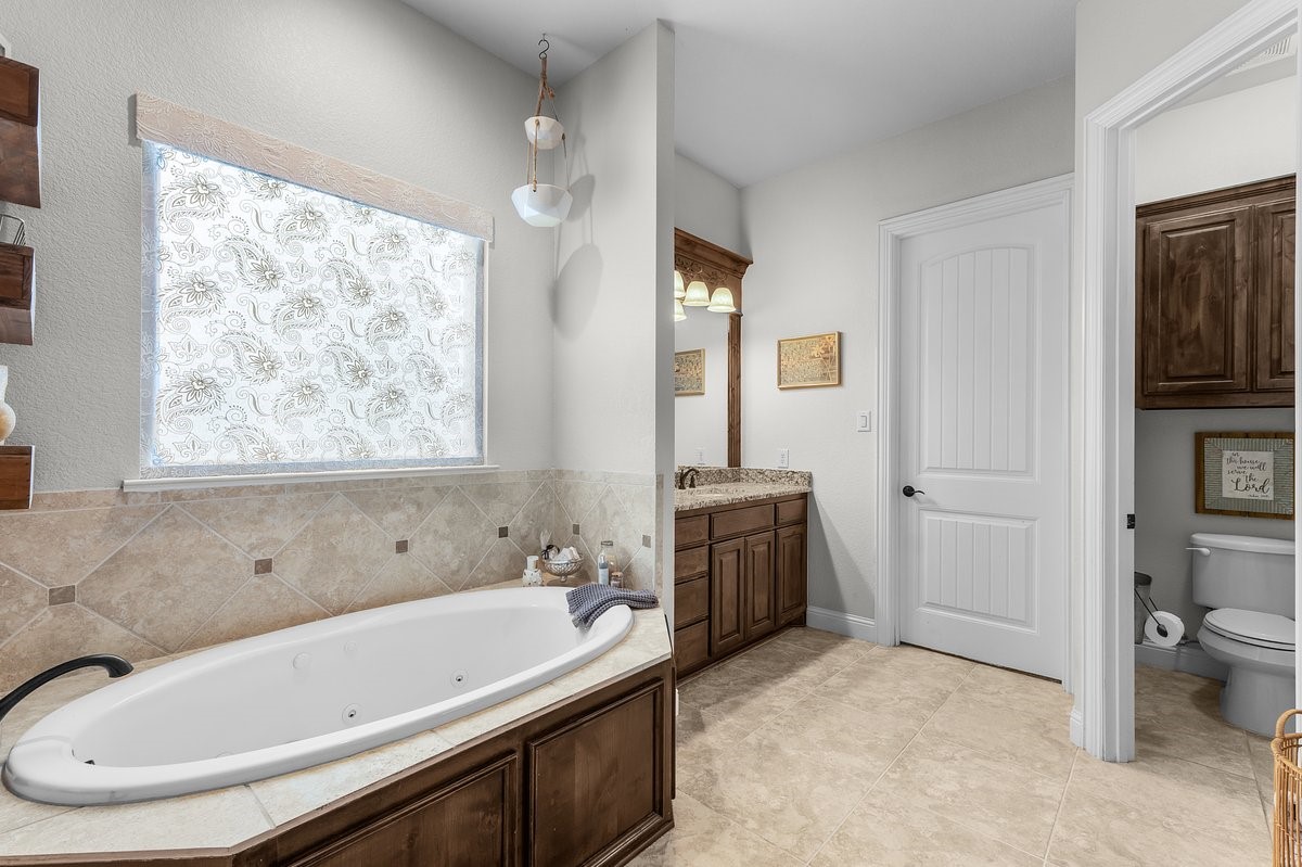 228 Parc Oaks Drive , Aledo, TX, 76008 | 20940629 | Realty Texas LLC