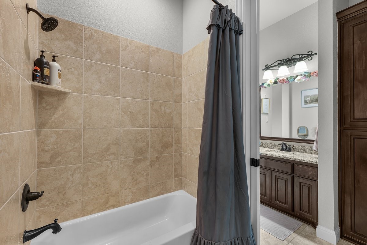 228 Parc Oaks Drive , Aledo, TX, 76008 | 20940629 | Realty Texas LLC