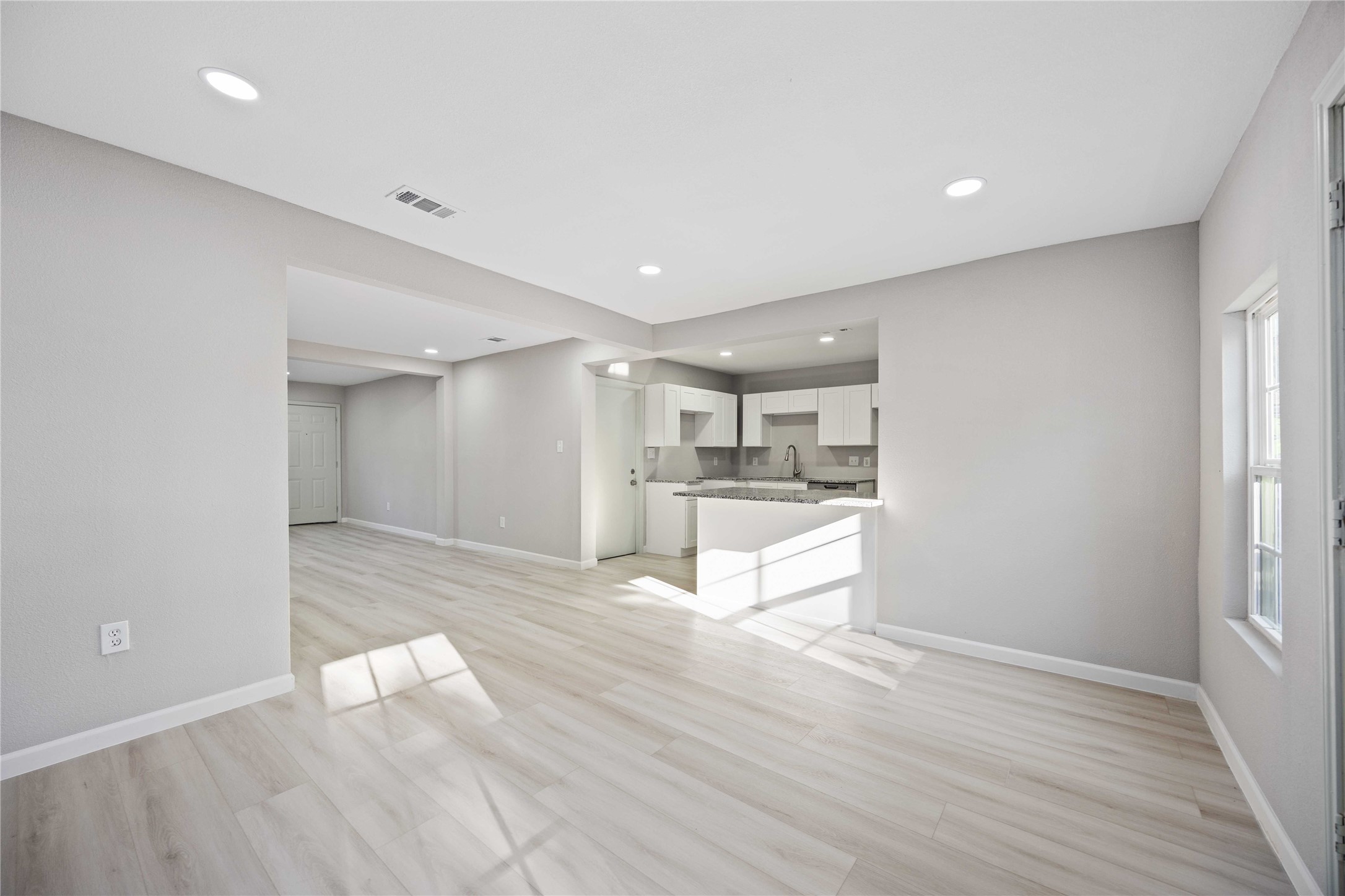 4114 Hoffman Street , Houston, TX, 77026 | 35714528 | Realty Texas LLC