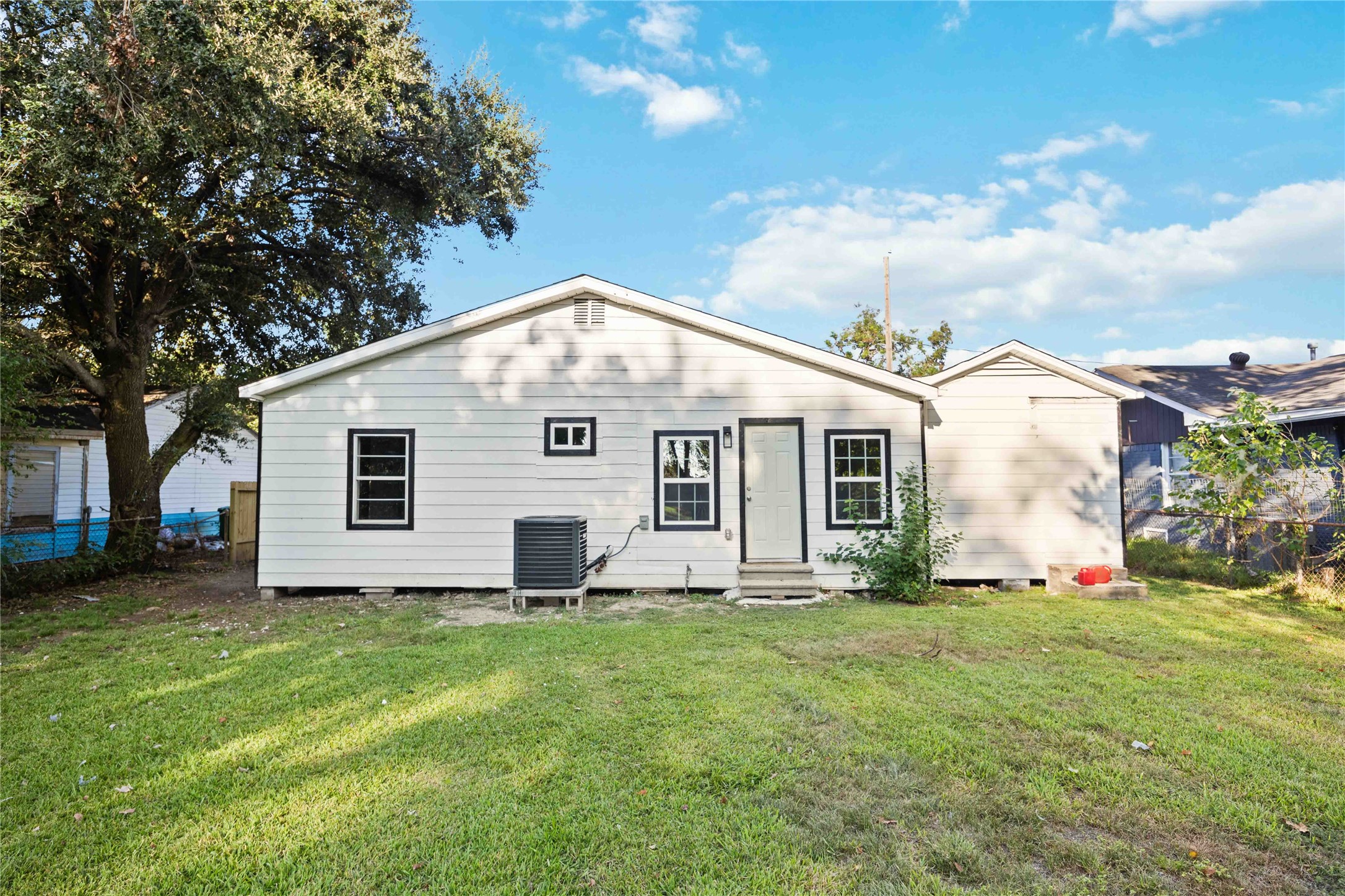 4114 Hoffman Street , Houston, TX, 77026 | 35714528 | Realty Texas LLC