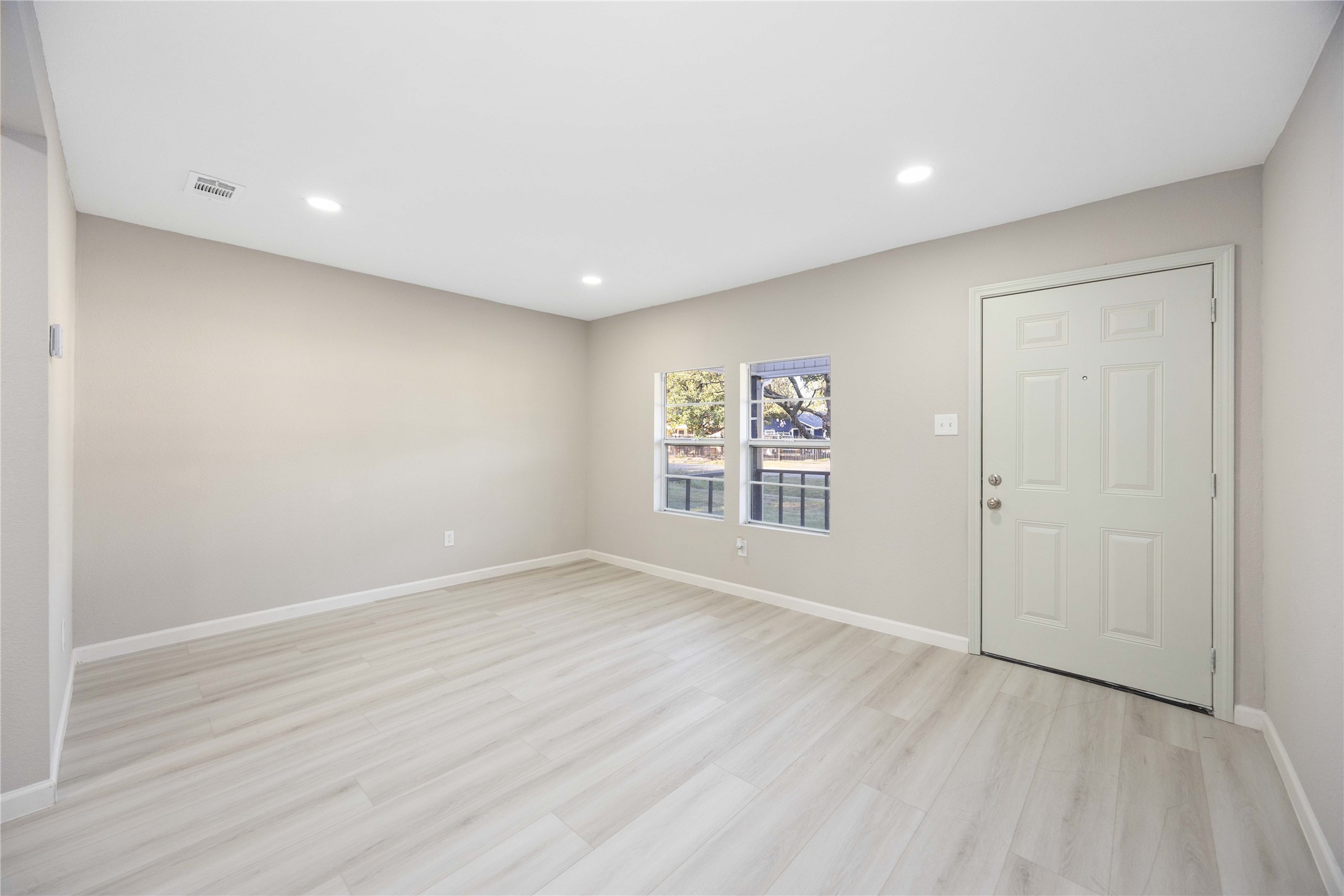 4114 Hoffman Street , Houston, TX, 77026 | 35714528 | Realty Texas LLC