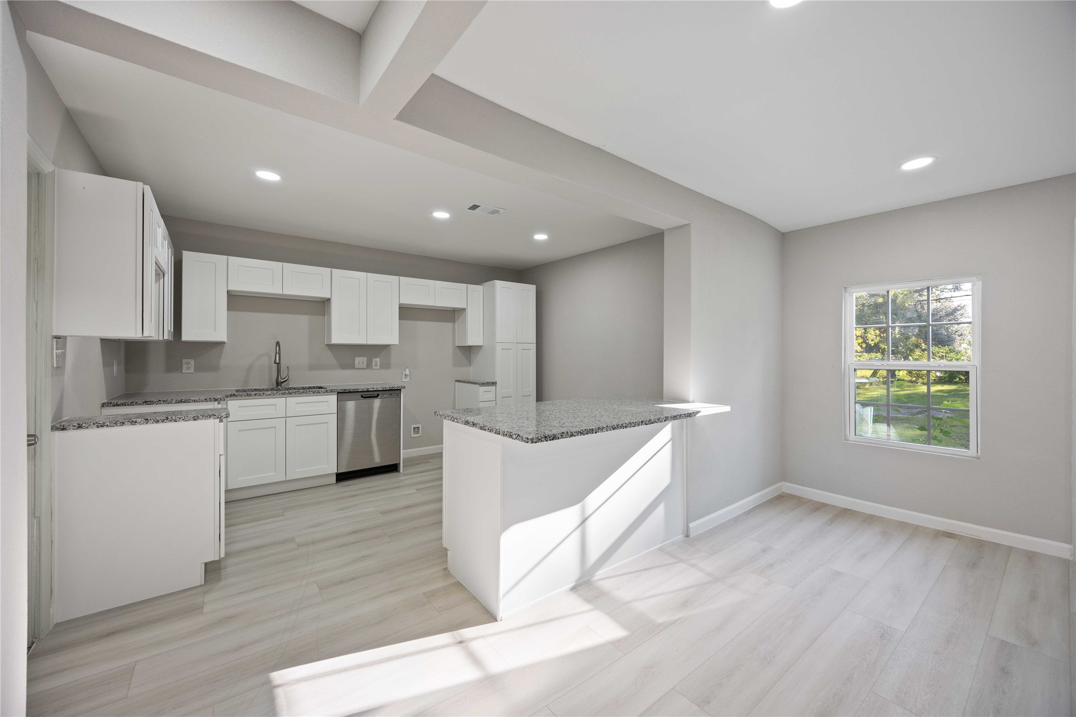 4114 Hoffman Street , Houston, TX, 77026 | 35714528 | Realty Texas LLC