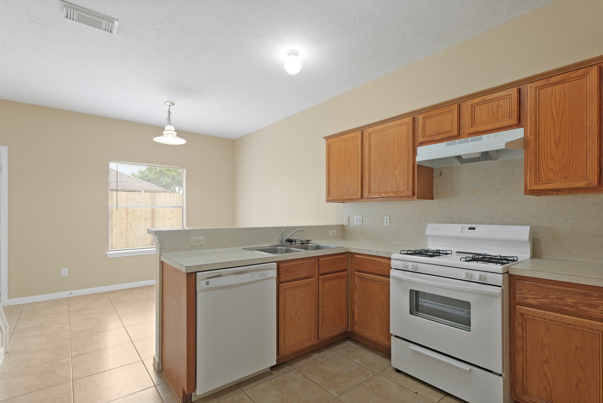 12206 Innisfall Circle , Tomball, TX, 77377 | 91138562 | Realty Texas LLC