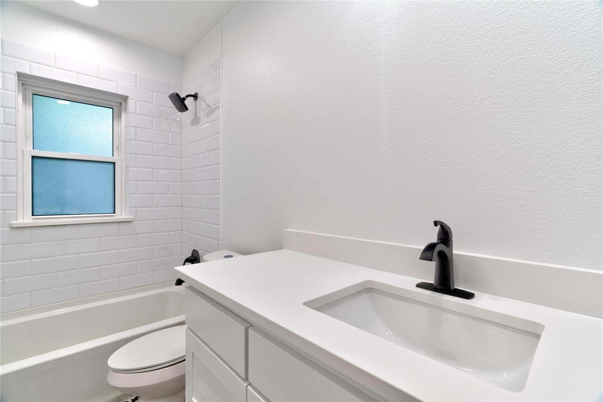 603 W Congress Street , Denton, TX, 76201 | 20942376 | Realty Texas LLC