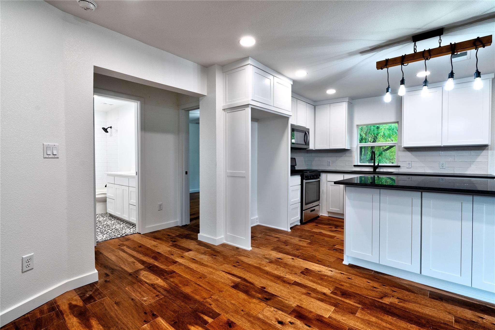 603 W Congress Street , Denton, TX, 76201 | 20942376 | Realty Texas LLC