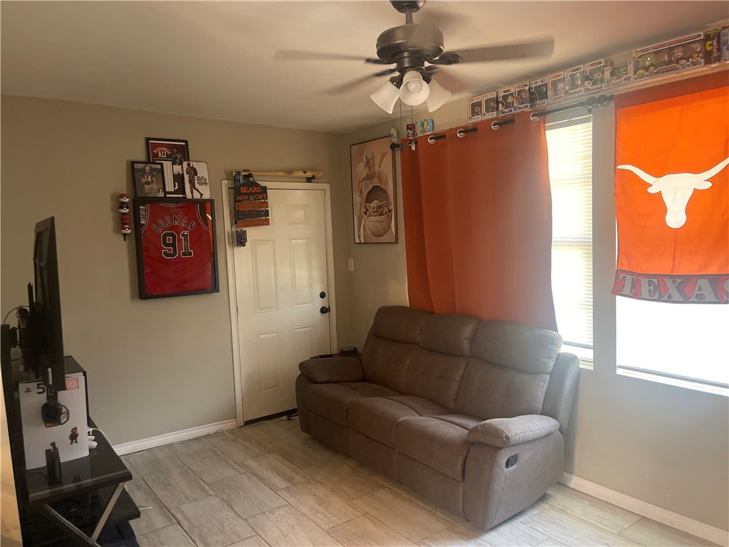 721 S 8th Street , Kingsville, TX, 78363 | 459397 | Realty Texas LLC