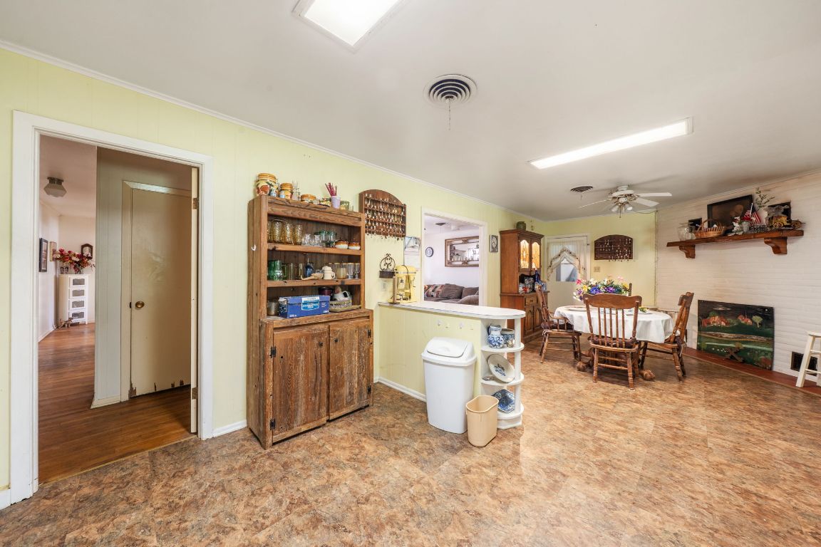704 6th Street , Blanco, TX, 78606 | 2502655 | Realty Texas LLC