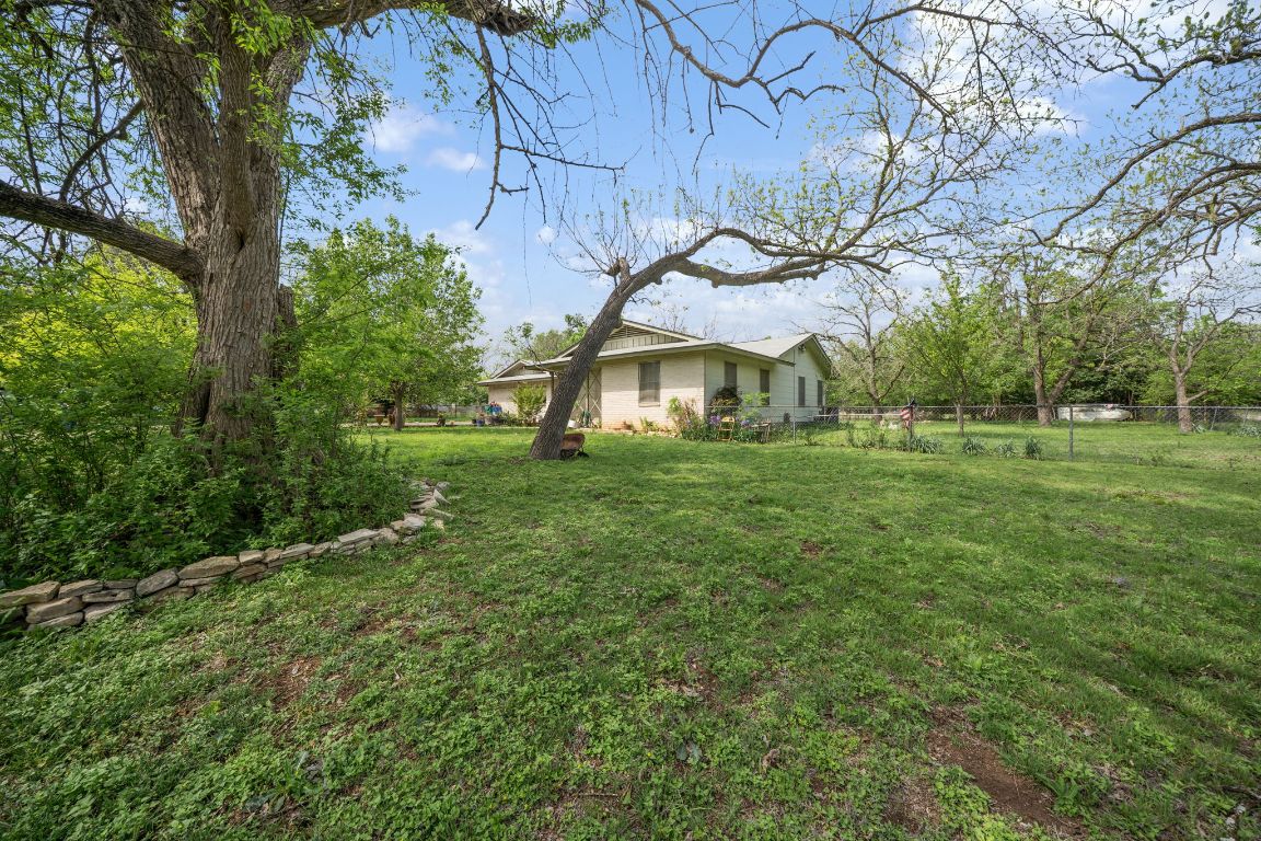 704 6th Street , Blanco, TX, 78606 | 2502655 | Realty Texas LLC