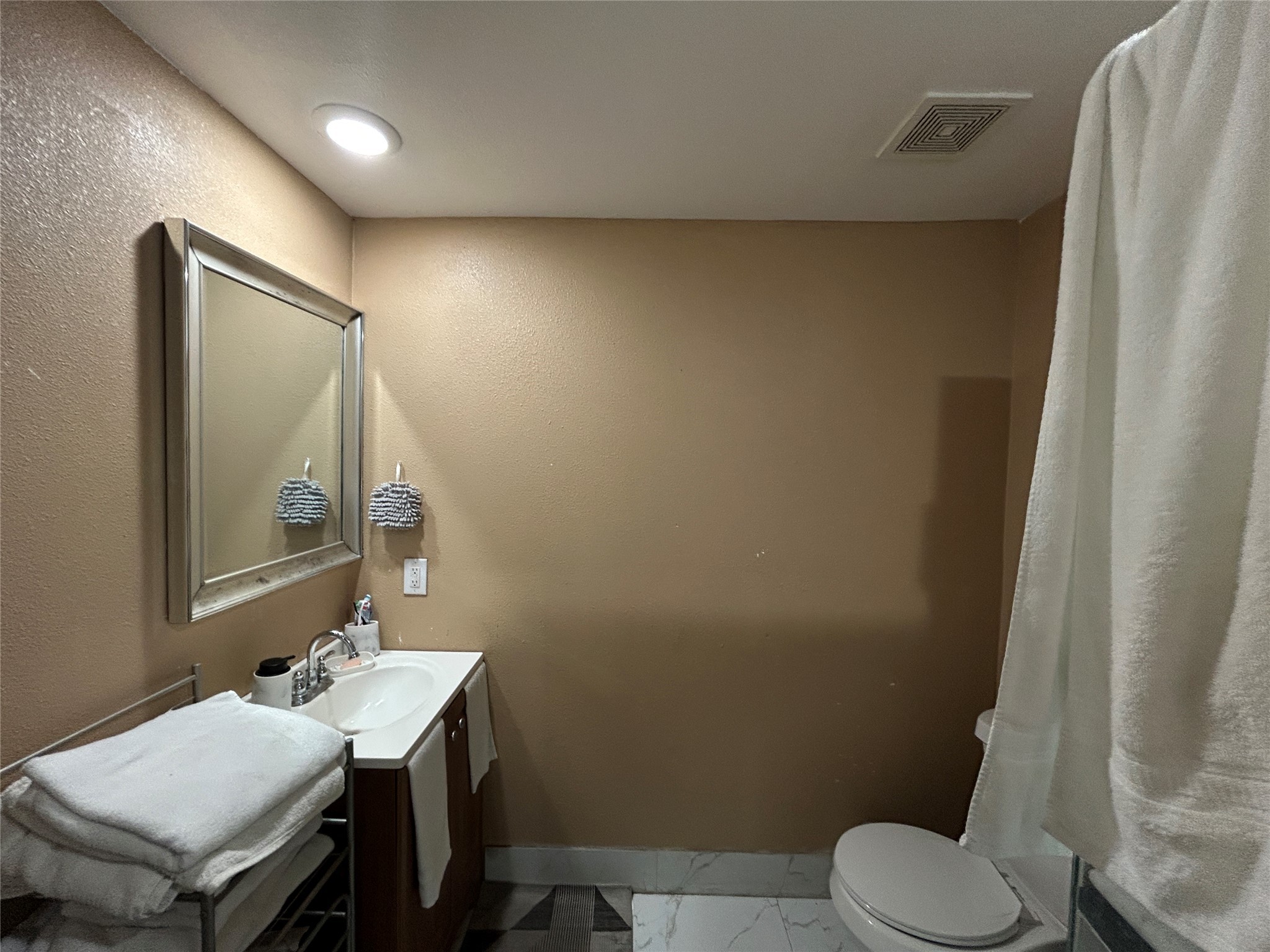1209 E Tucker Street , Fort Worth, TX, 76104 | 20942347 | Realty Texas LLC