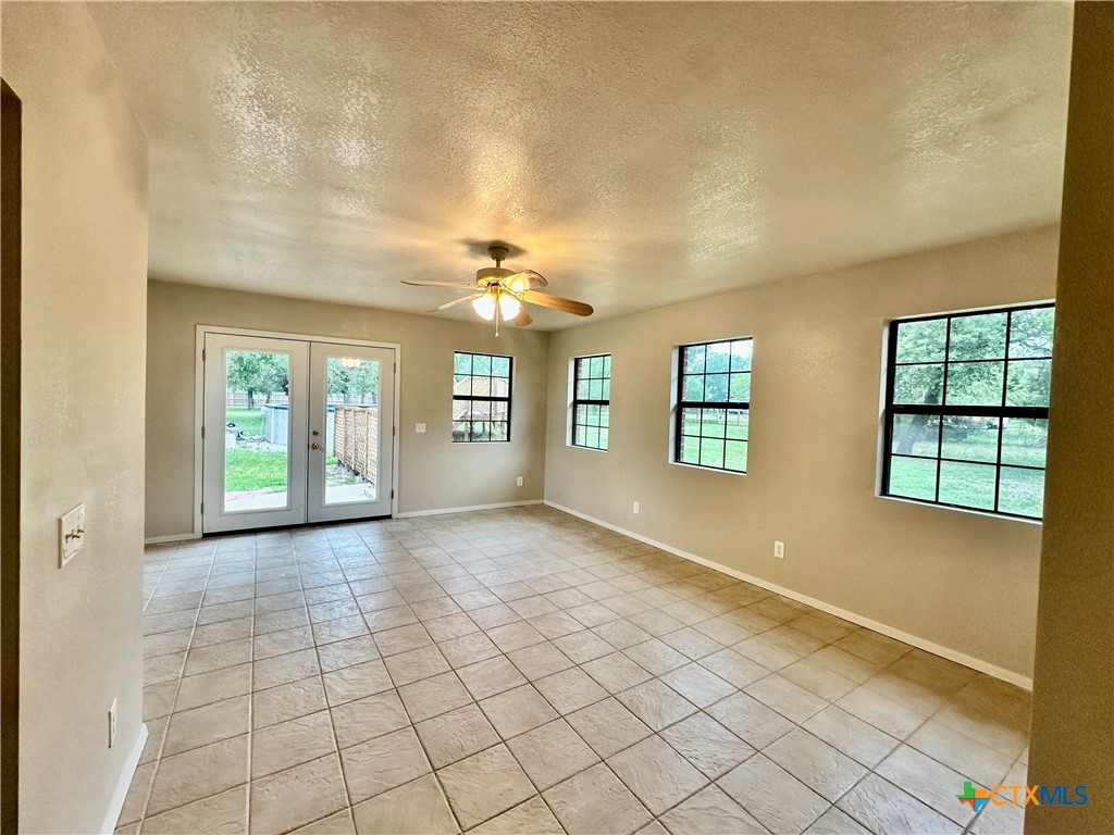 677 County Road 3081 , Lampasas, TX, 76550 | 579376 | Realty Texas LLC