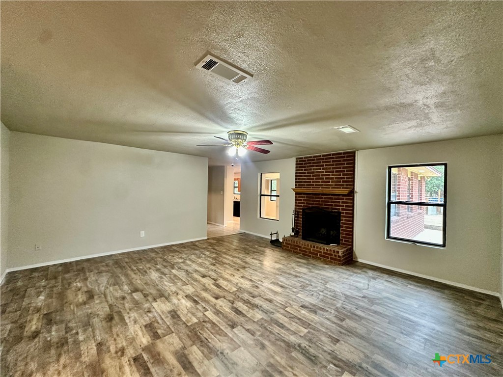 677 County Road 3081 , Lampasas, TX, 76550 | 579376 | Realty Texas LLC