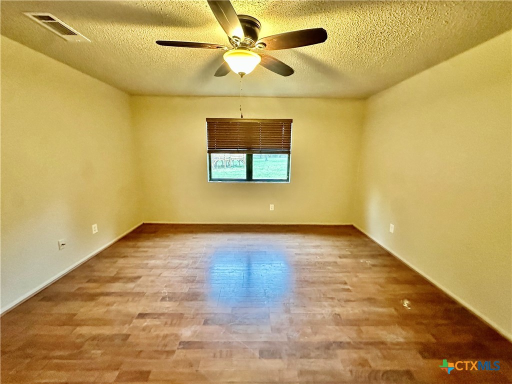 677 County Road 3081 , Lampasas, TX, 76550 | 579376 | Realty Texas LLC