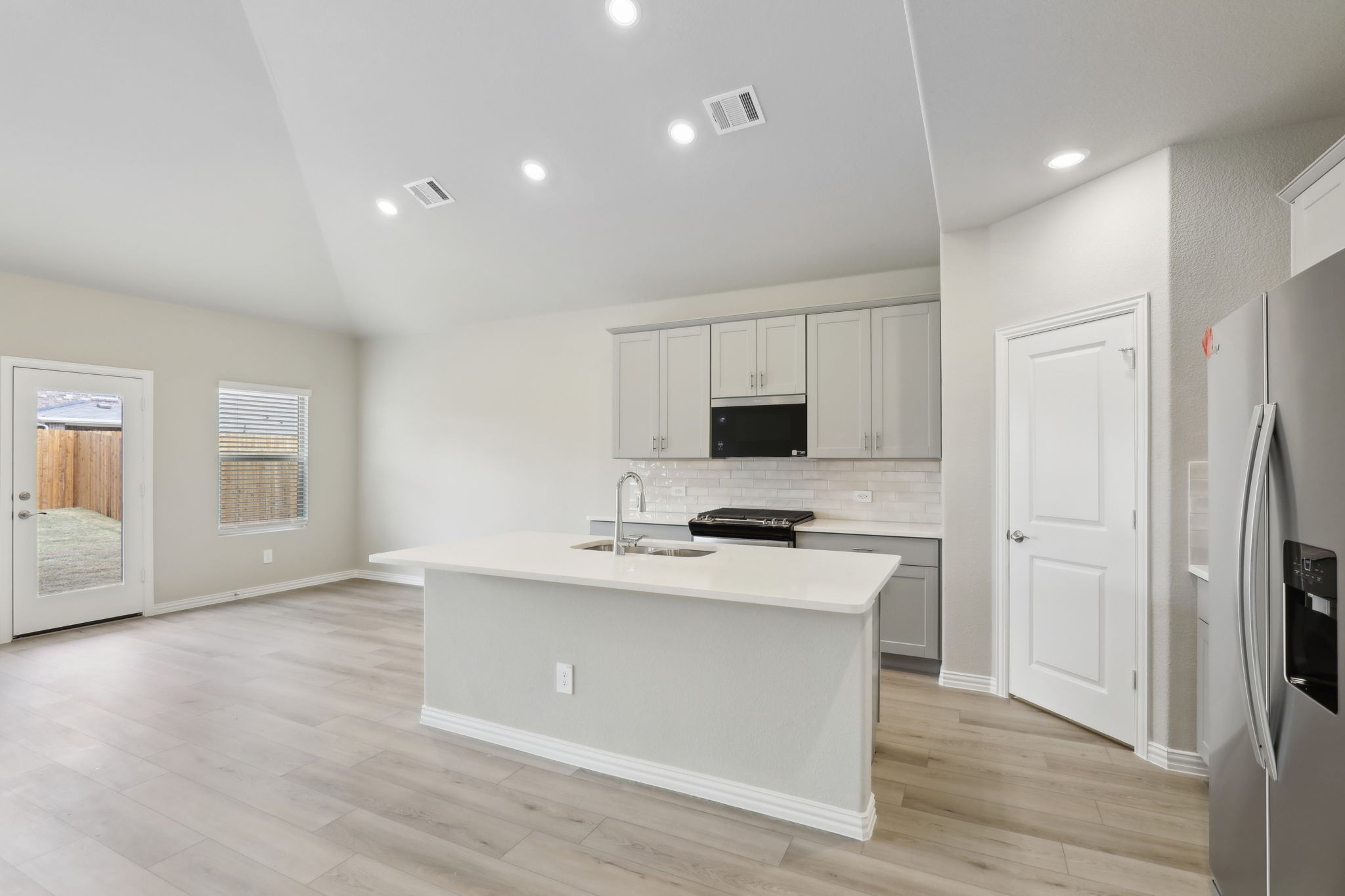 2227 Zephyr Drive , Princeton, TX, 75407 | 20935648 | Realty Texas LLC