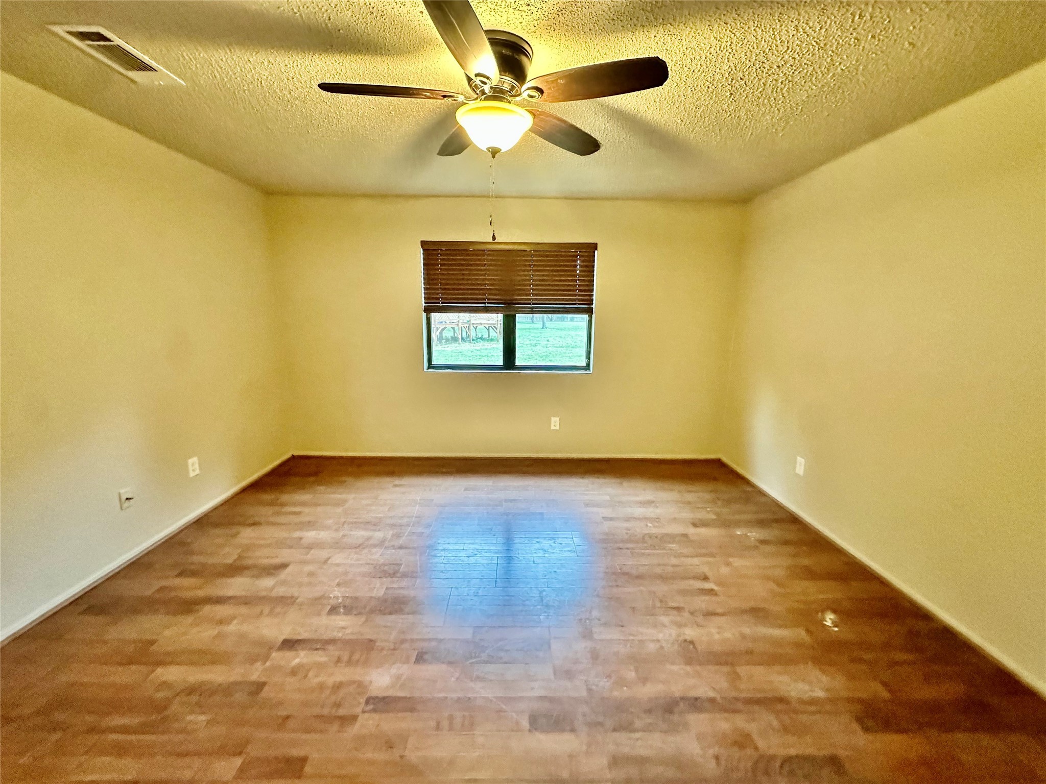 677 County Road 3081 , Lampasas, TX, 76550 | 20942597 | Realty Texas LLC