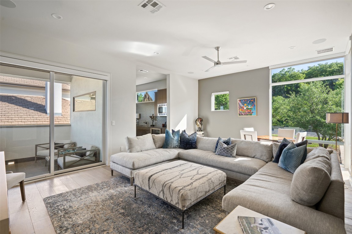 2551 Waymaker Way , Austin, TX, 78746 | 6151132 | Realty Texas LLC