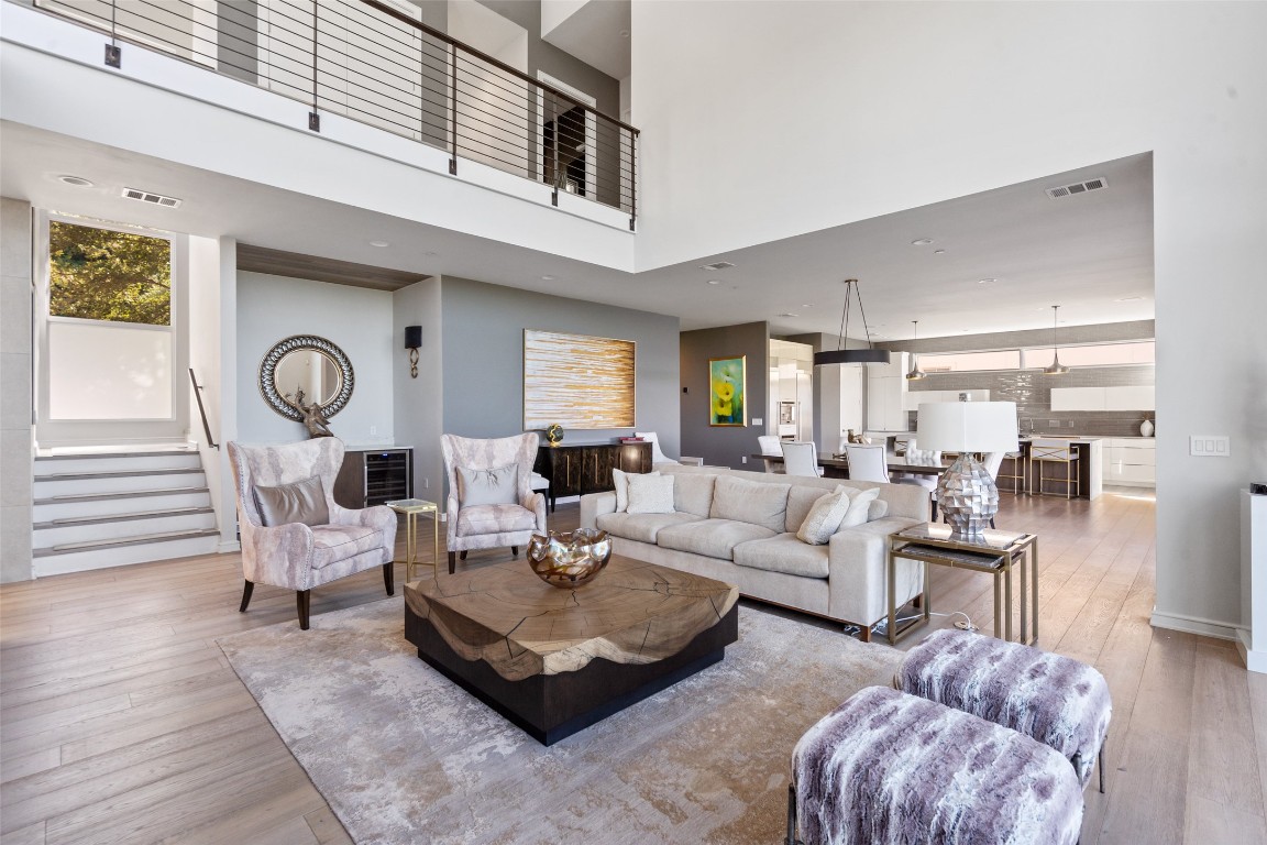 2551 Waymaker Way , Austin, TX, 78746 | 6151132 | Realty Texas LLC