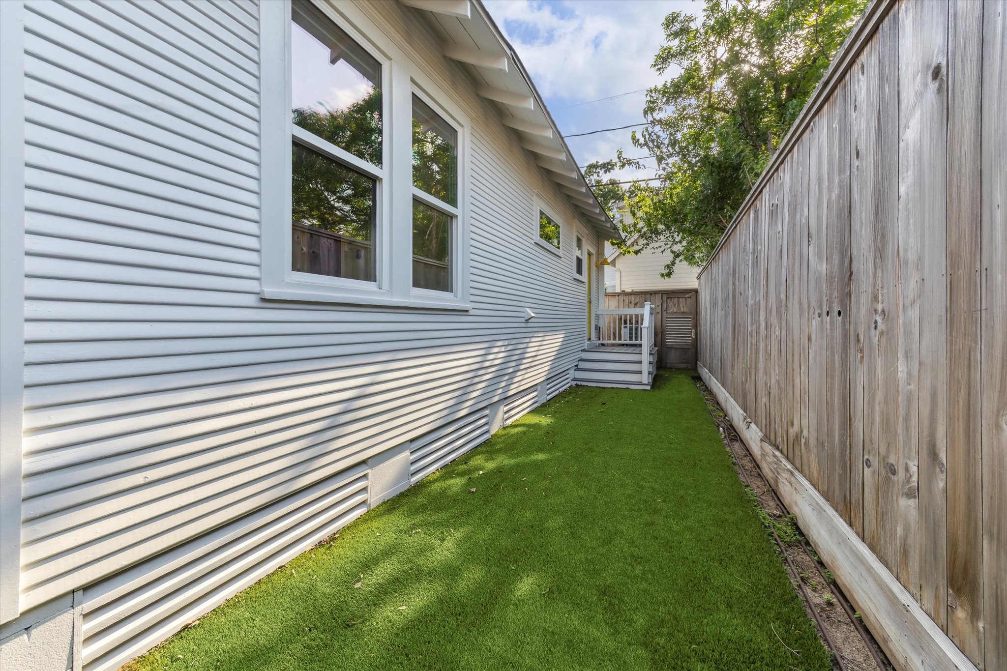 507 W 12th Street , Houston, TX, 77008 | 7050517 | Realty Texas LLC