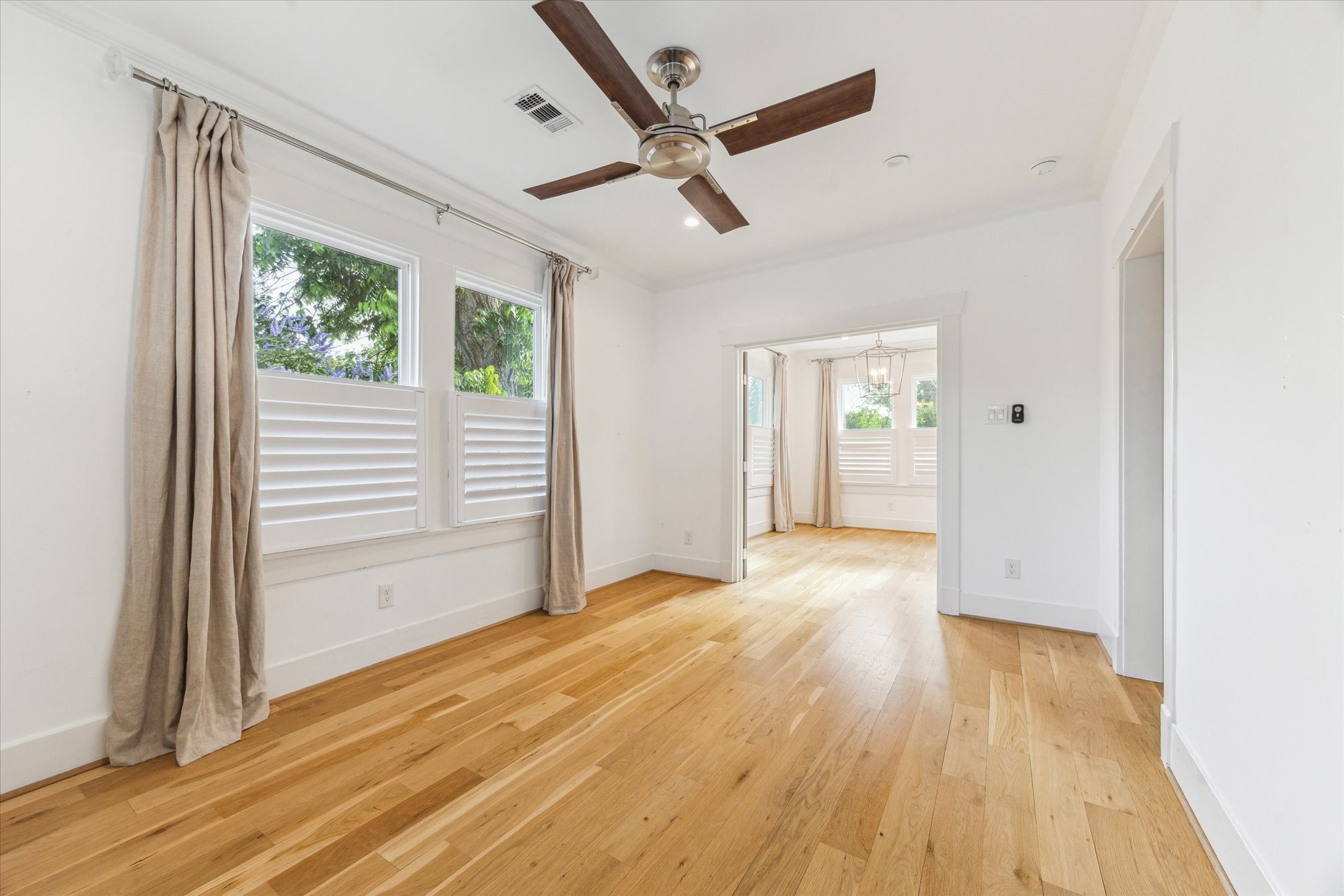 507 W 12th Street , Houston, TX, 77008 | 7050517 | Realty Texas LLC