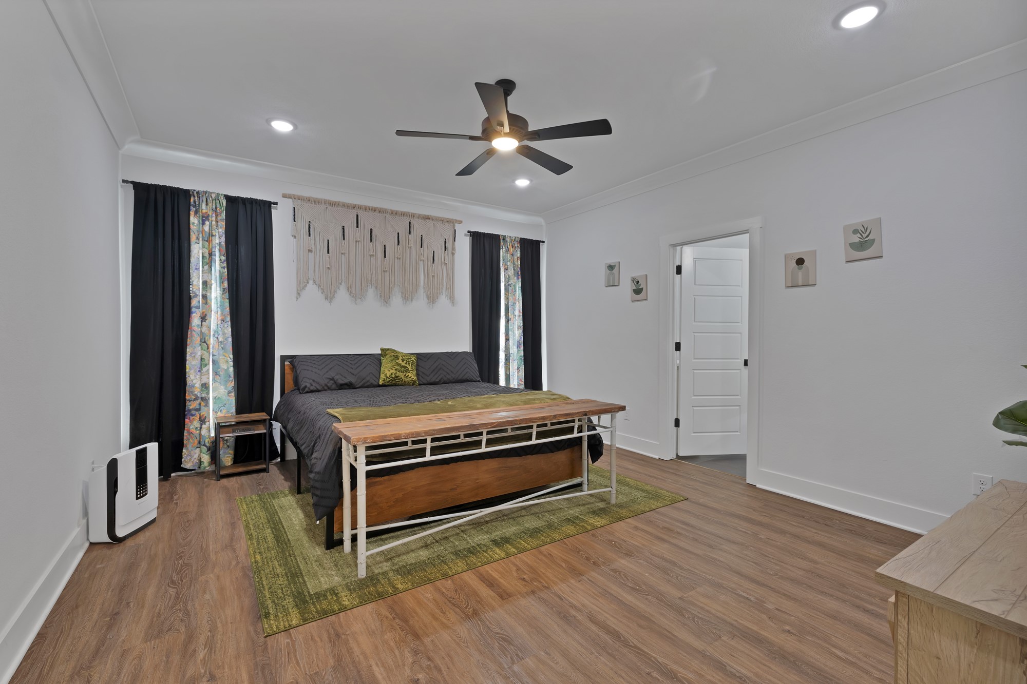230 Silver Lakes Drive , Sunset, TX, 76270 | 20942406 | Realty Texas LLC