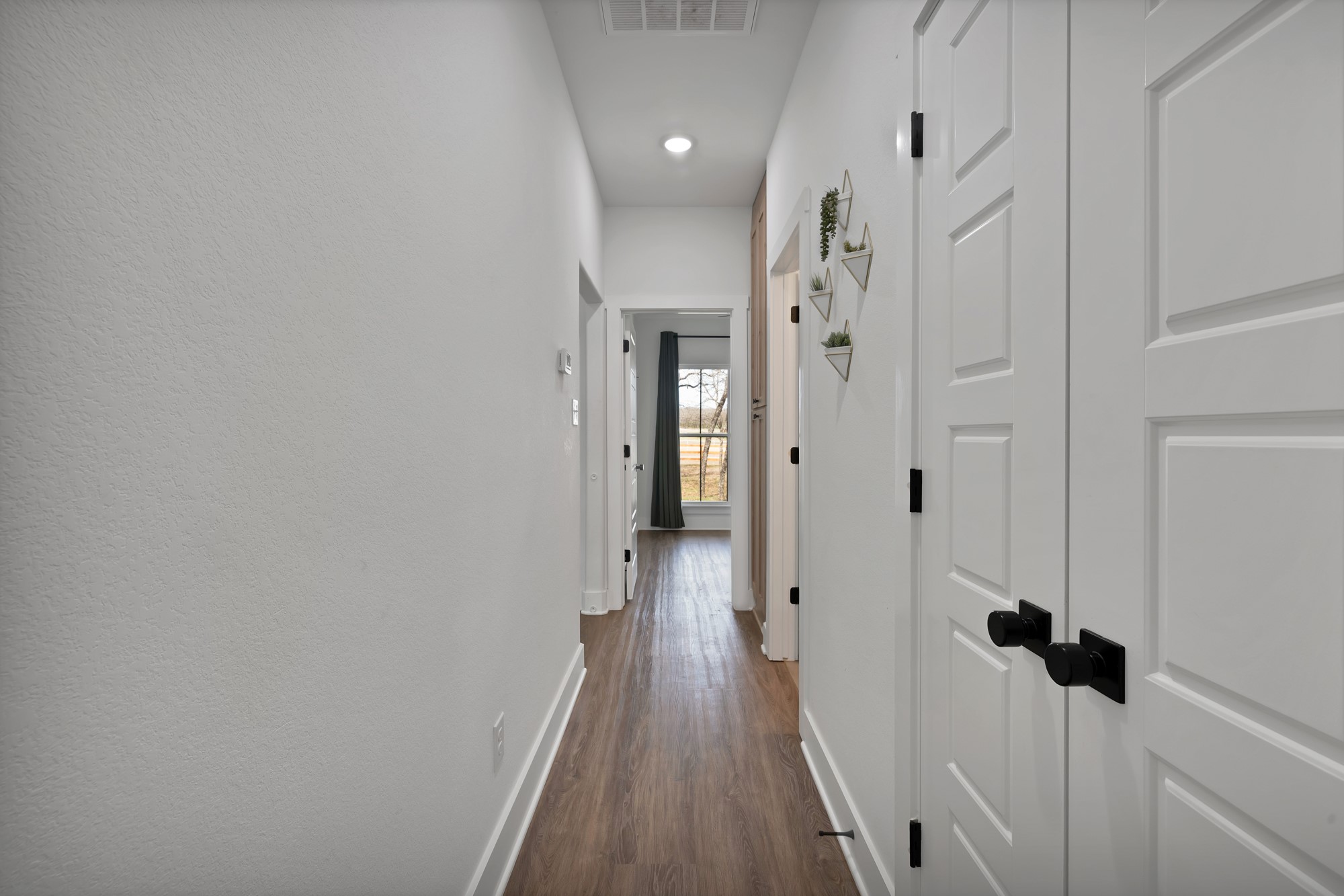230 Silver Lakes Drive , Sunset, TX, 76270 | 20942406 | Realty Texas LLC