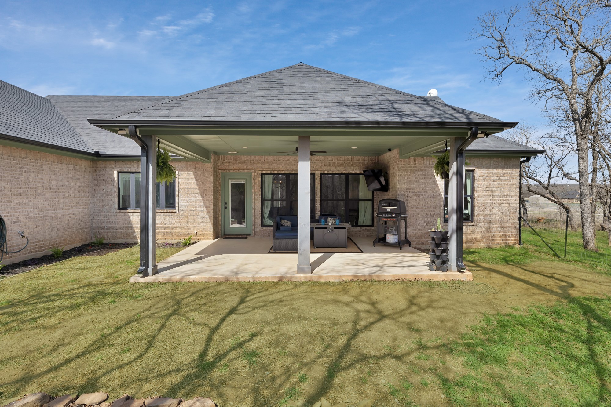 230 Silver Lakes Drive , Sunset, TX, 76270 | 20942406 | Realty Texas LLC