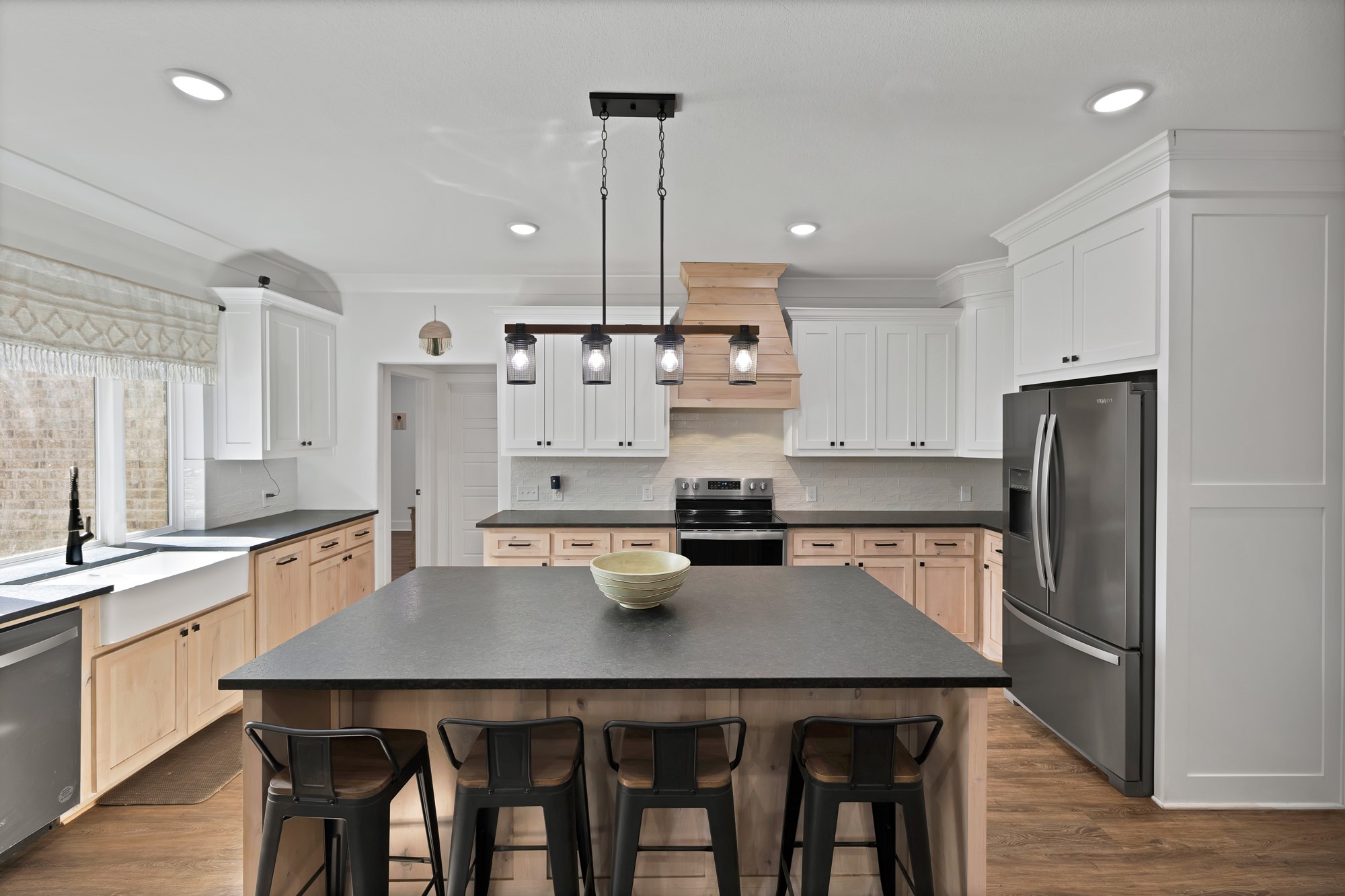 230 Silver Lakes Drive , Sunset, TX, 76270 | 20942406 | Realty Texas LLC