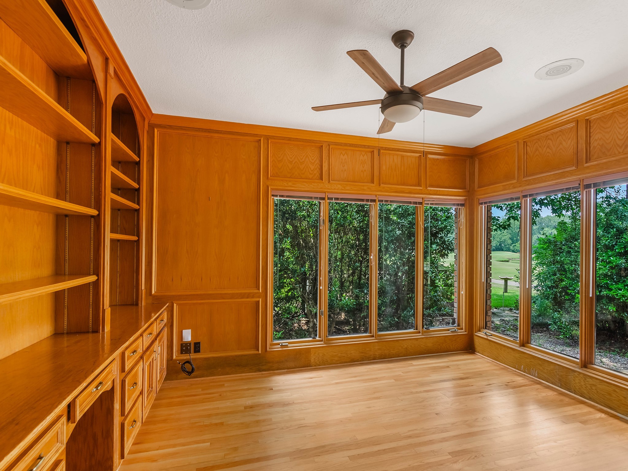 33 SWEETLEAF CT , The Woodlands, TX, 77381 | 26787506 | Realty Texas LLC