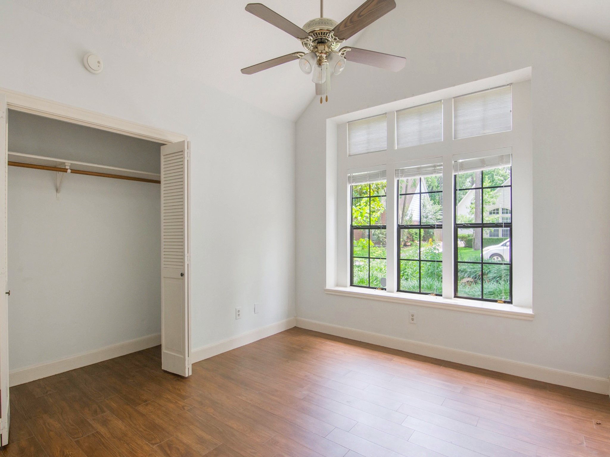 33 SWEETLEAF CT , The Woodlands, TX, 77381 | 26787506 | Realty Texas LLC