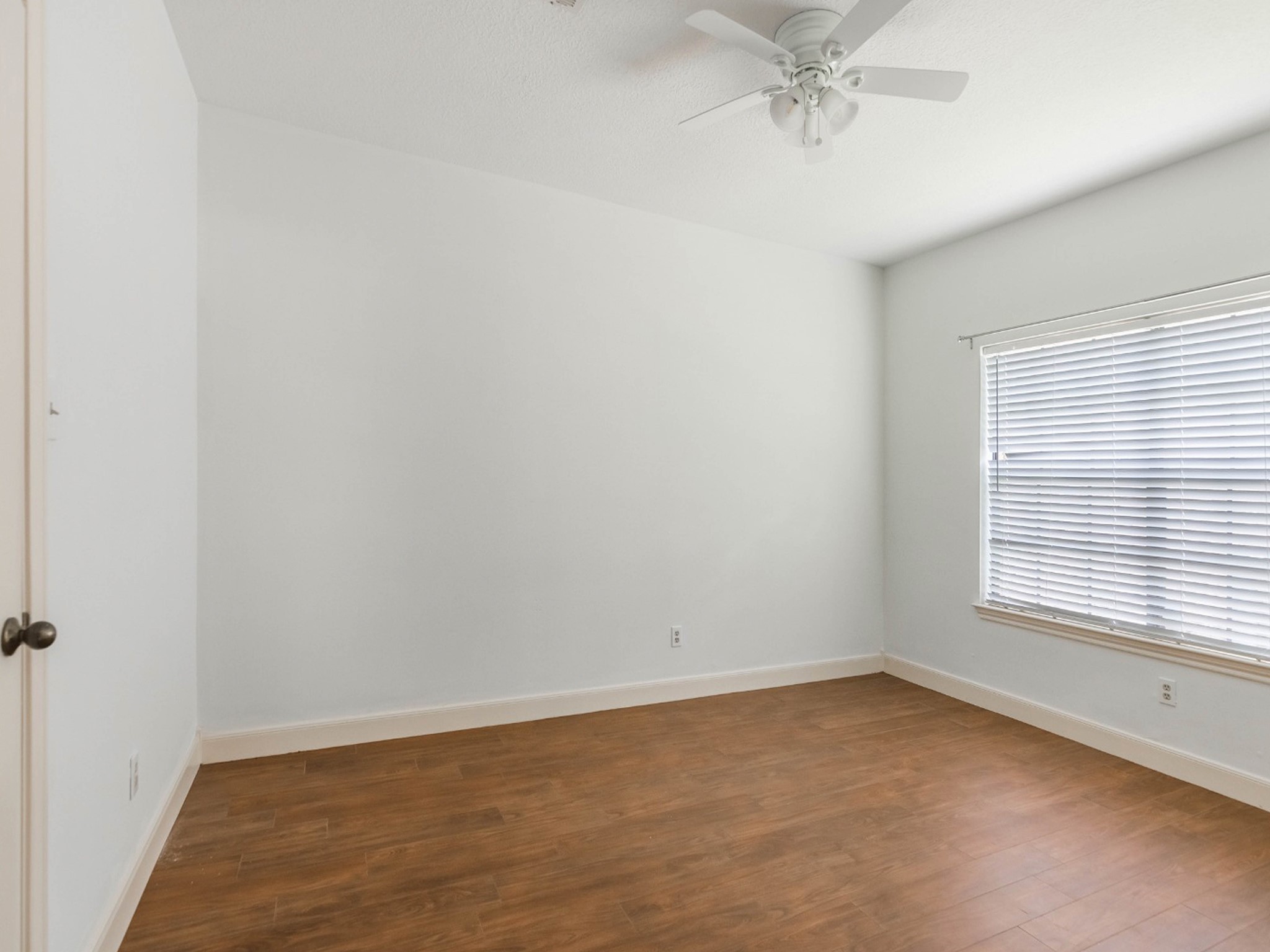 33 SWEETLEAF CT , The Woodlands, TX, 77381 | 26787506 | Realty Texas LLC