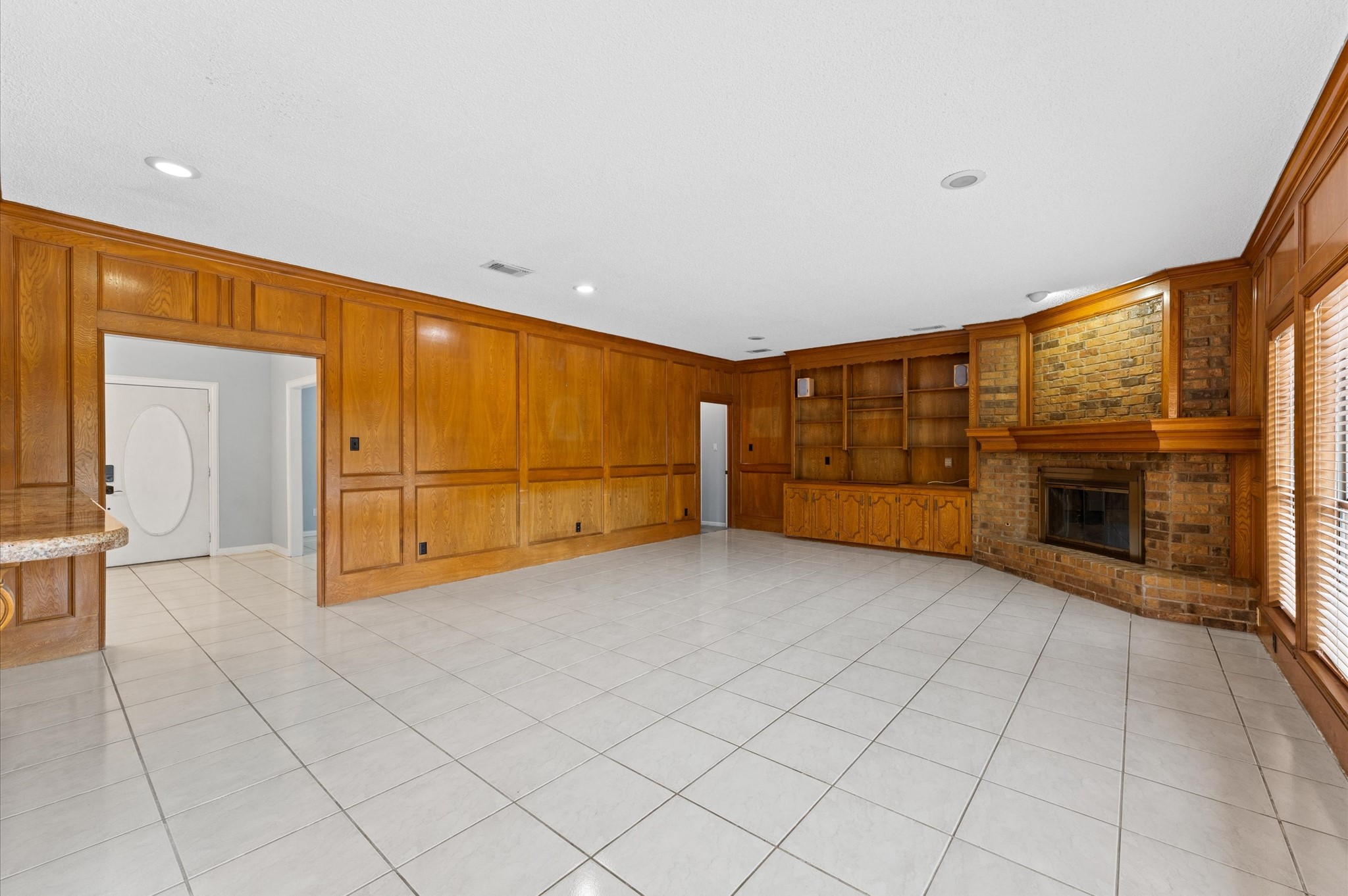 1211 Sycamore Lane , Houston, TX, 77339 | 82741204 | Realty Texas LLC