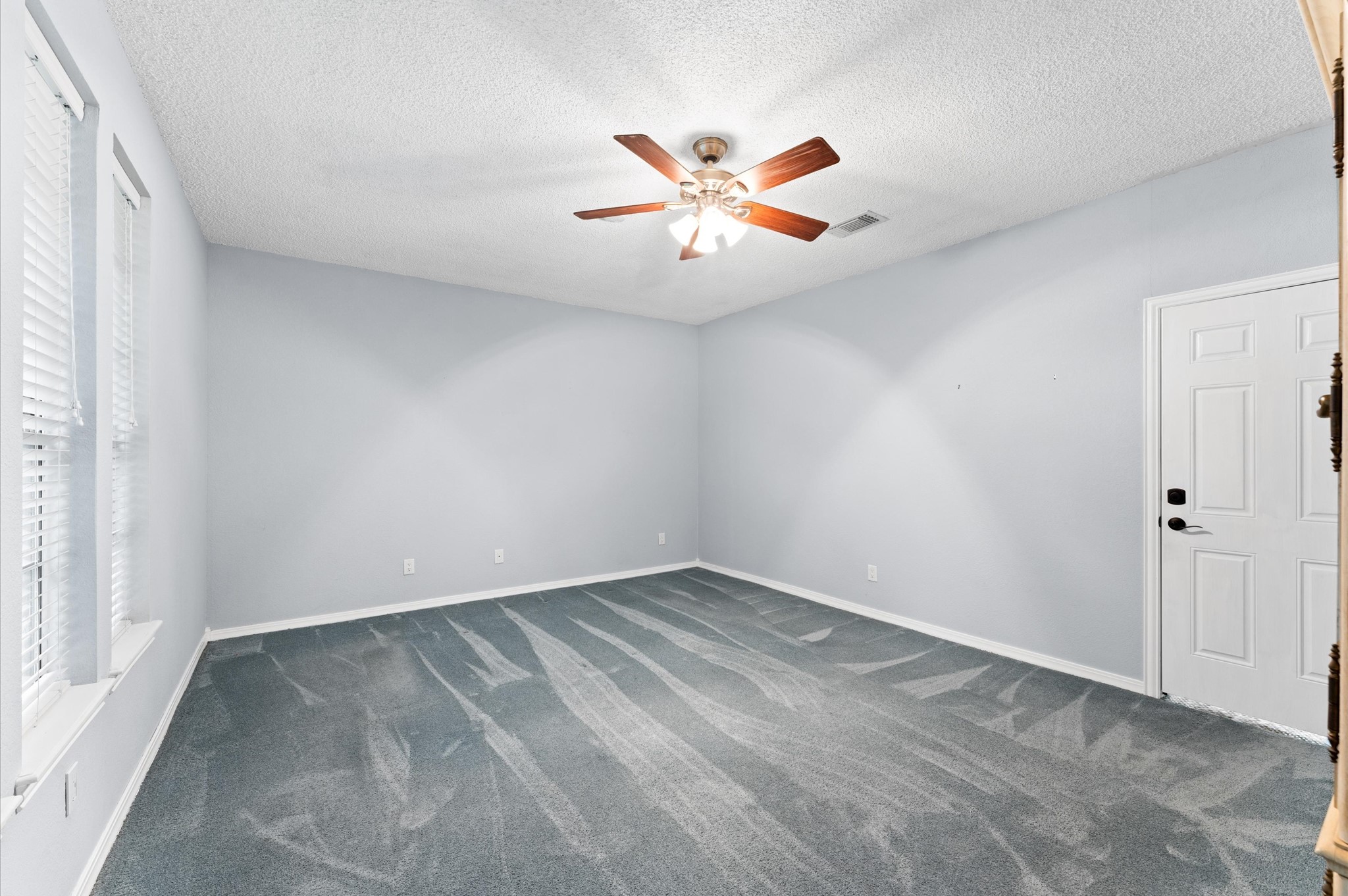 1211 Sycamore Lane , Houston, TX, 77339 | 82741204 | Realty Texas LLC