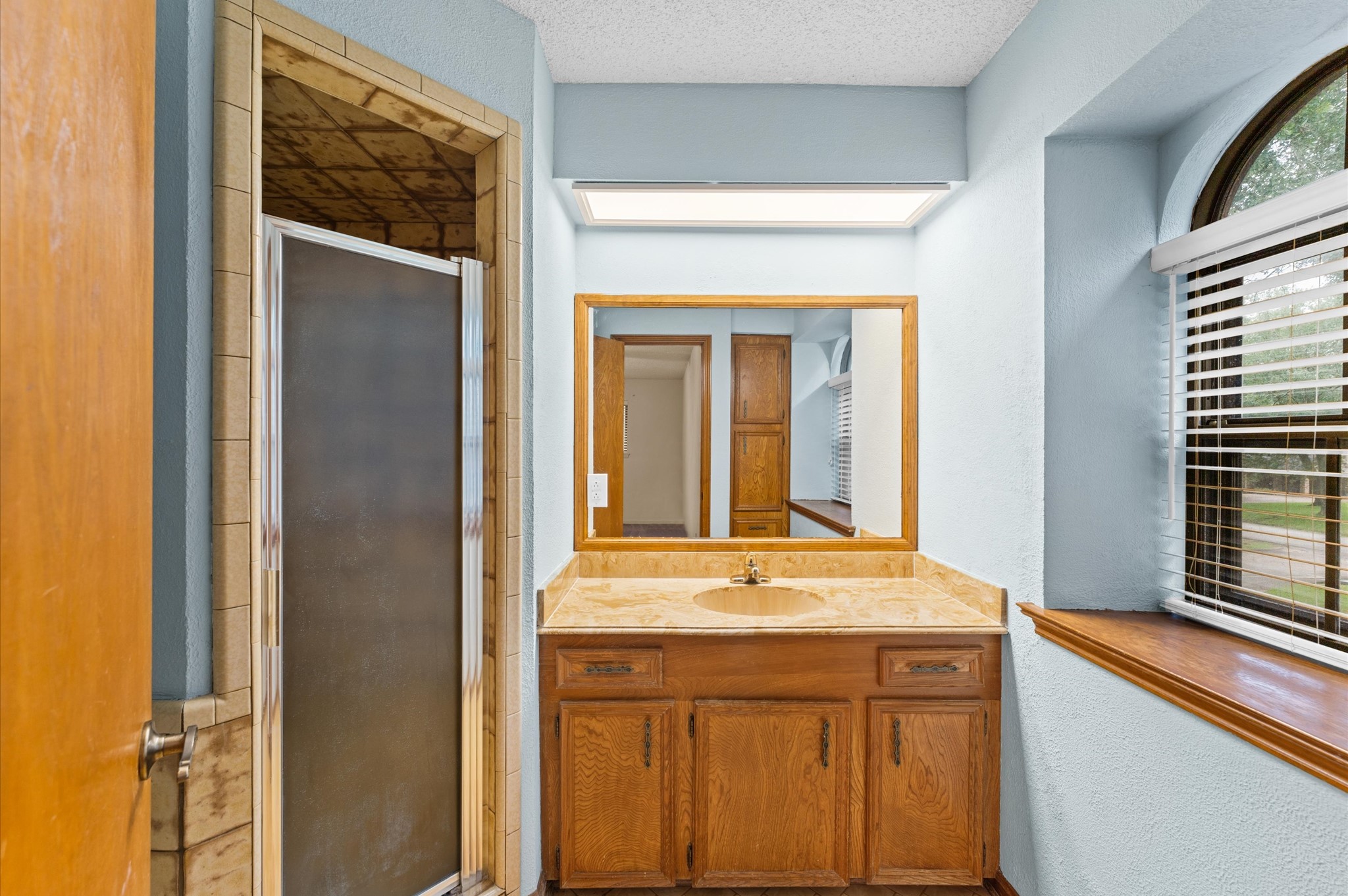 1211 Sycamore Lane , Houston, TX, 77339 | 82741204 | Realty Texas LLC