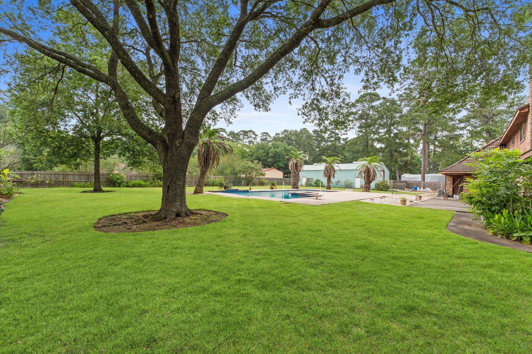 1211 Sycamore Lane , Houston, TX, 77339 | 82741204 | Realty Texas LLC
