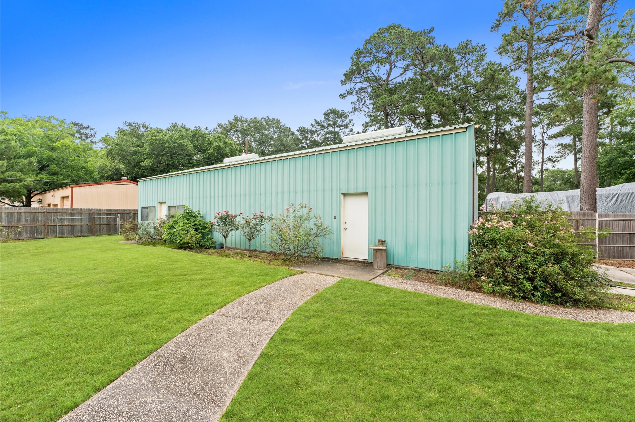 1211 Sycamore Lane , Houston, TX, 77339 | 82741204 | Realty Texas LLC