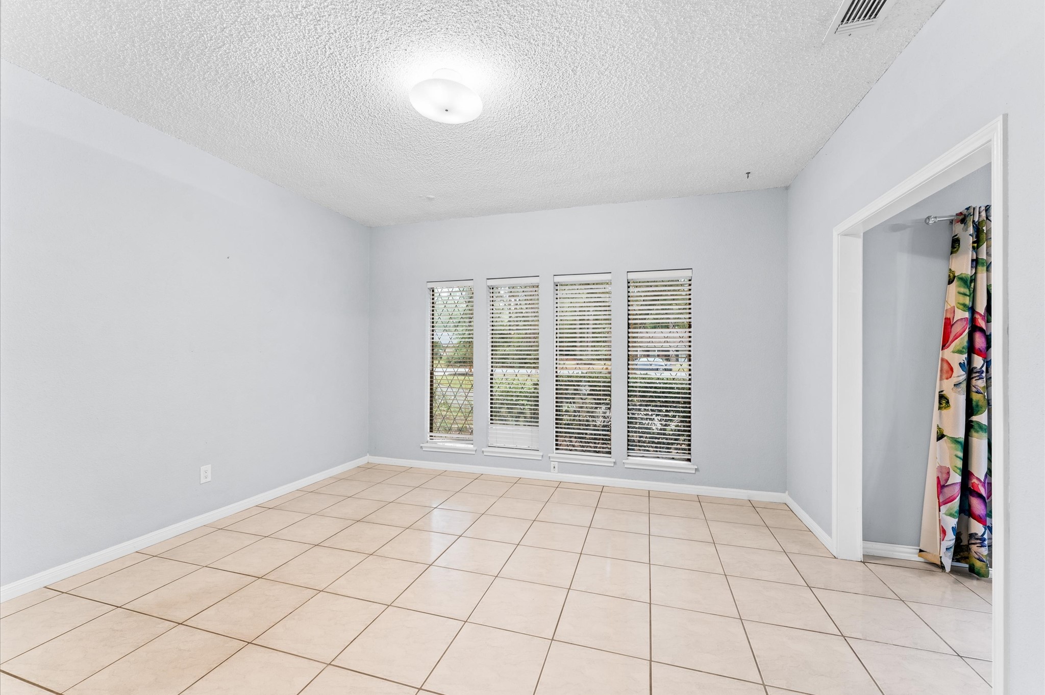1211 Sycamore Lane , Houston, TX, 77339 | 82741204 | Realty Texas LLC