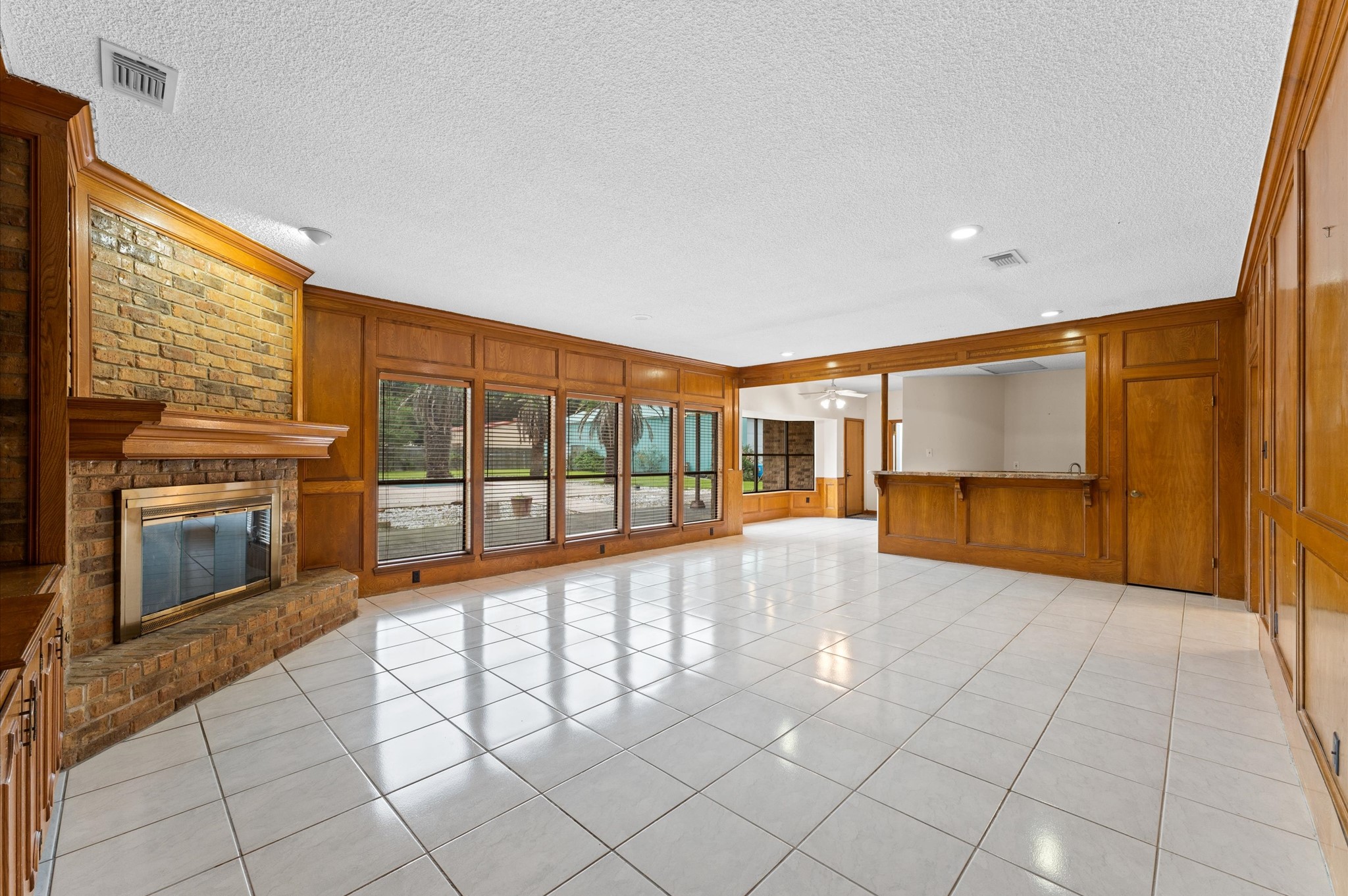 1211 Sycamore Lane , Houston, TX, 77339 | 82741204 | Realty Texas LLC