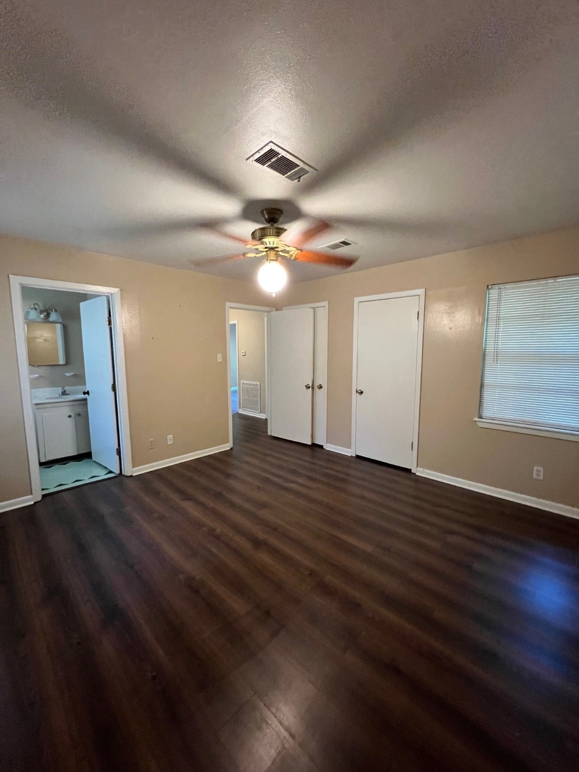 2704 Cedar Drive , Huntsville, TX, 77320 | 15875523 | Realty Texas LLC