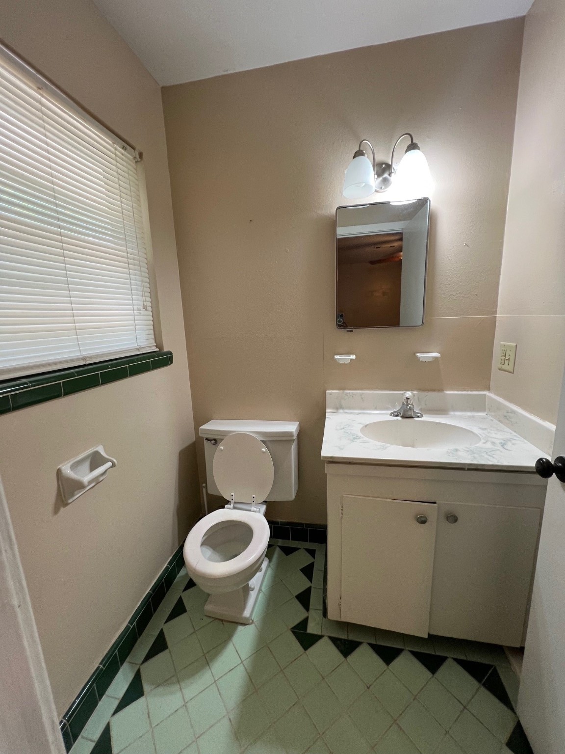2704 Cedar Drive , Huntsville, TX, 77320 | 15875523 | Realty Texas LLC