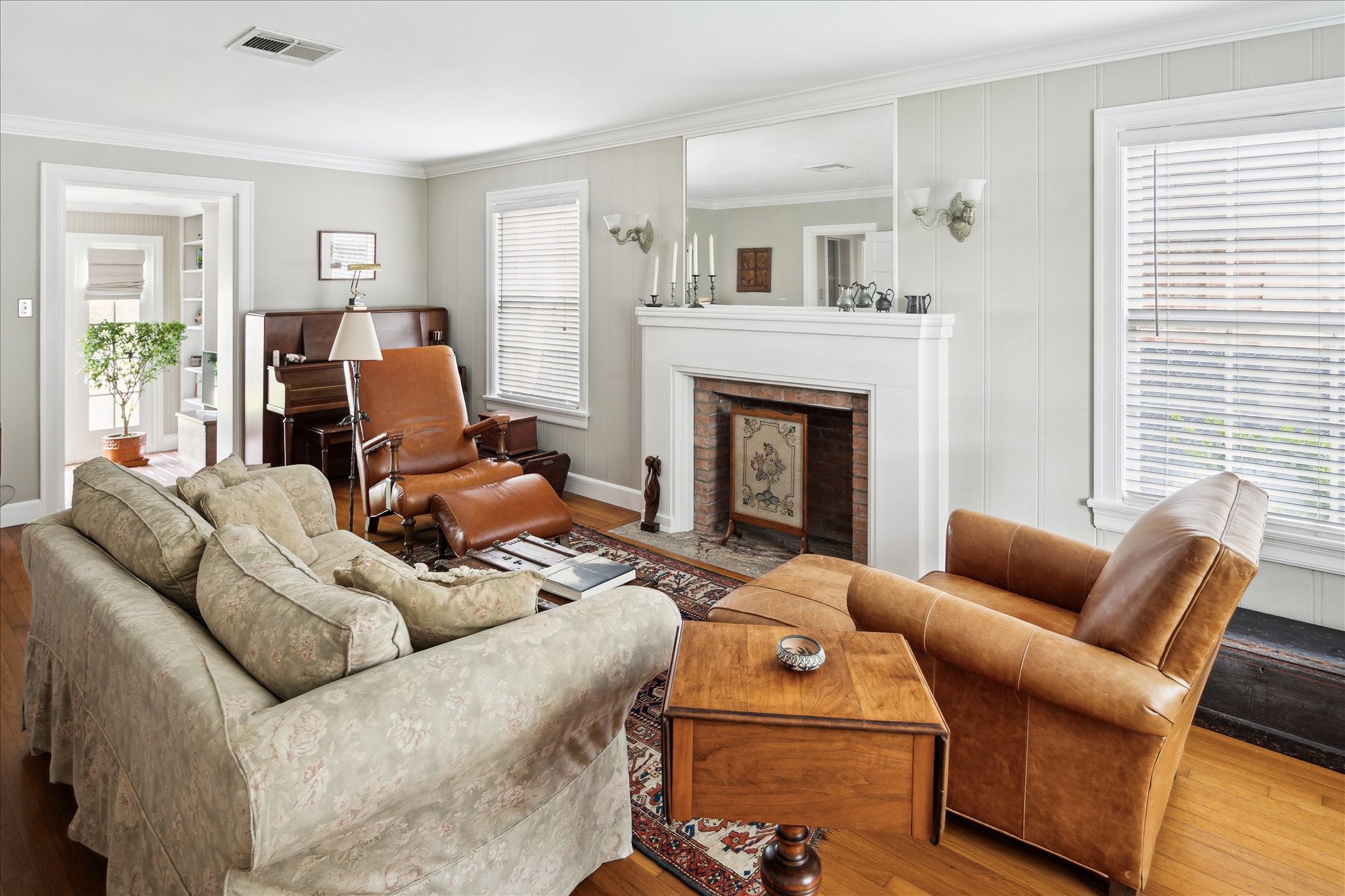 2016 Dryden Road , Houston, TX, 77030 | 6760705 | Realty Texas LLC