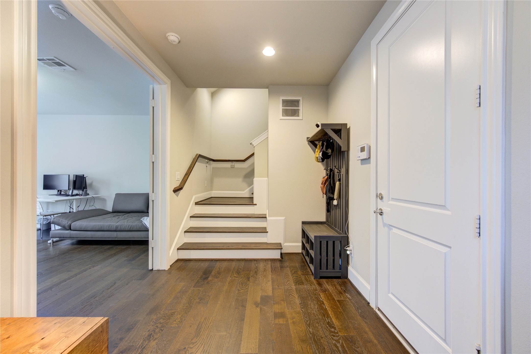 2005 Covent Garden Station , Houston, TX, 77045 | 28068058 | Realty Texas LLC