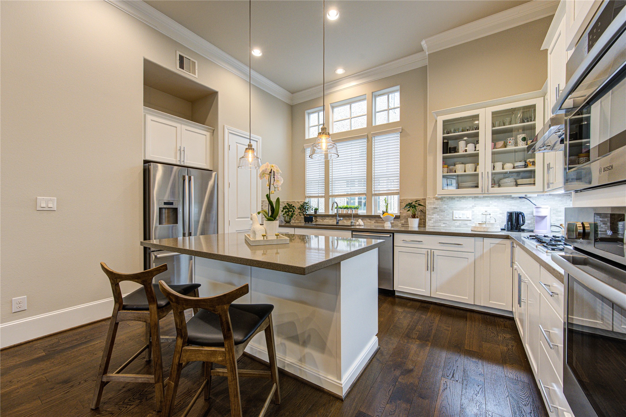 2005 Covent Garden Station , Houston, TX, 77045 | 28068058 | Realty Texas LLC